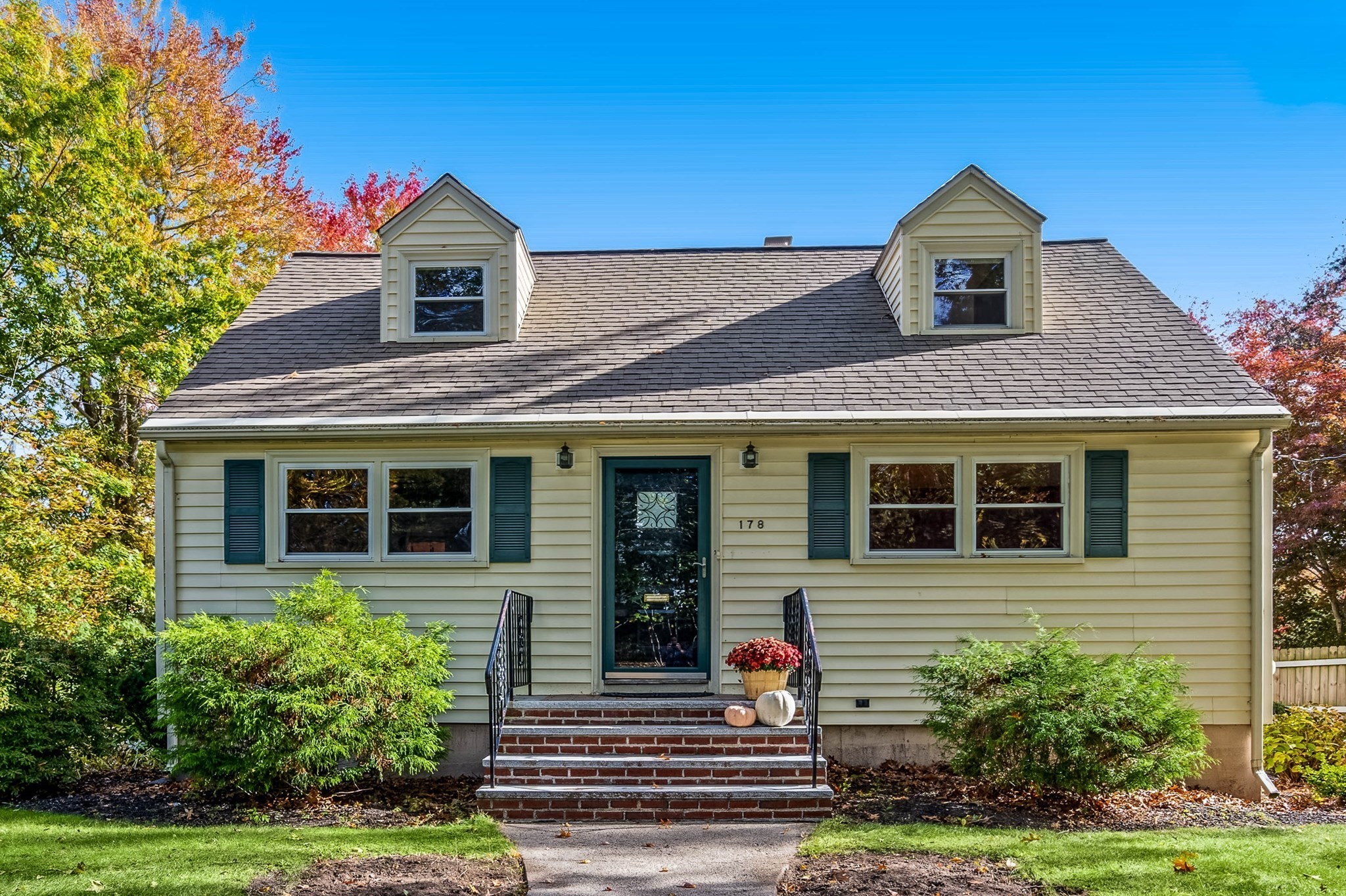 main property photo 2
