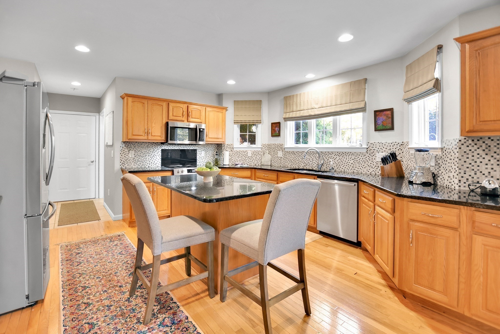 main property photo 3