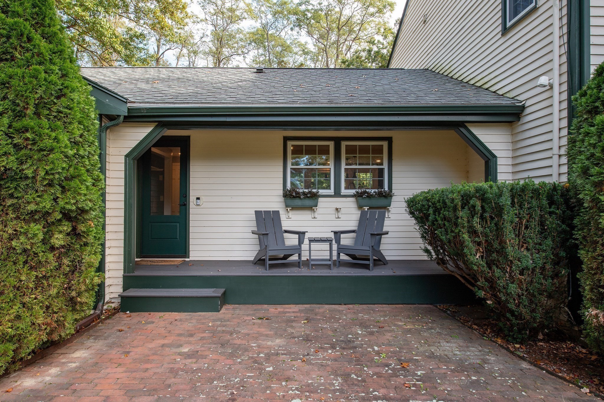 main property photo 34