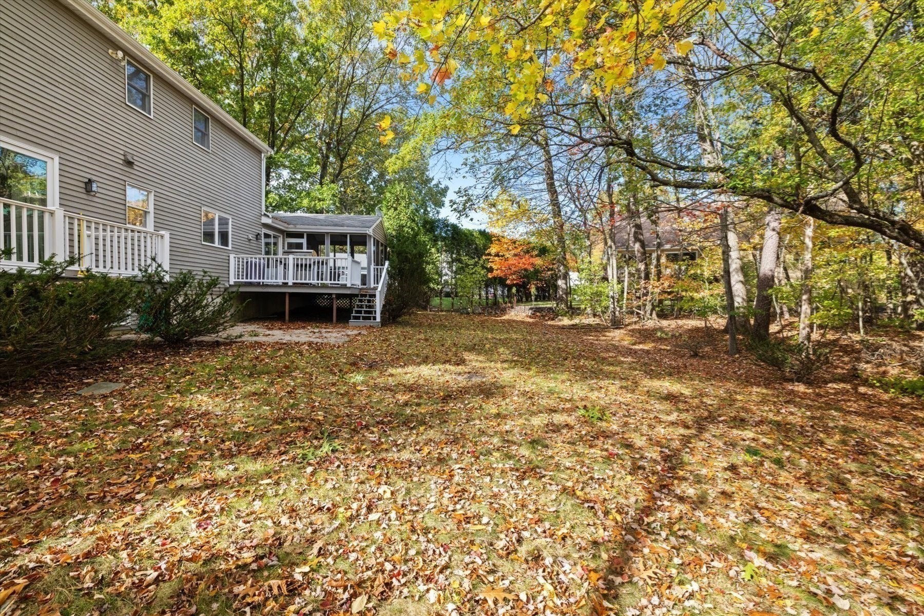 main property photo 22