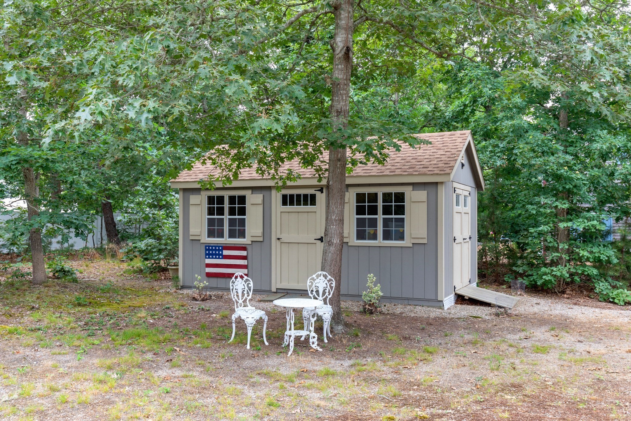 main property photo 40