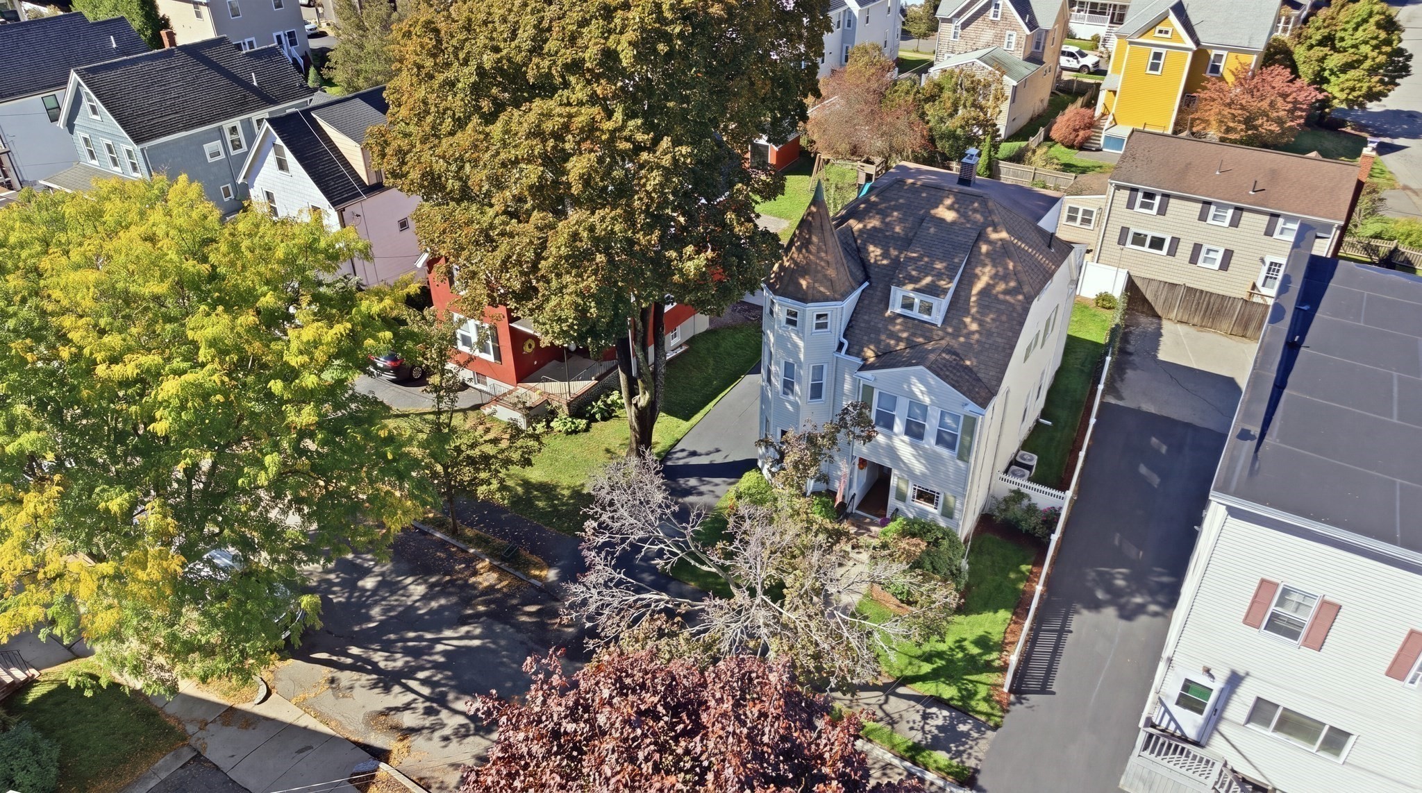 main property photo 33