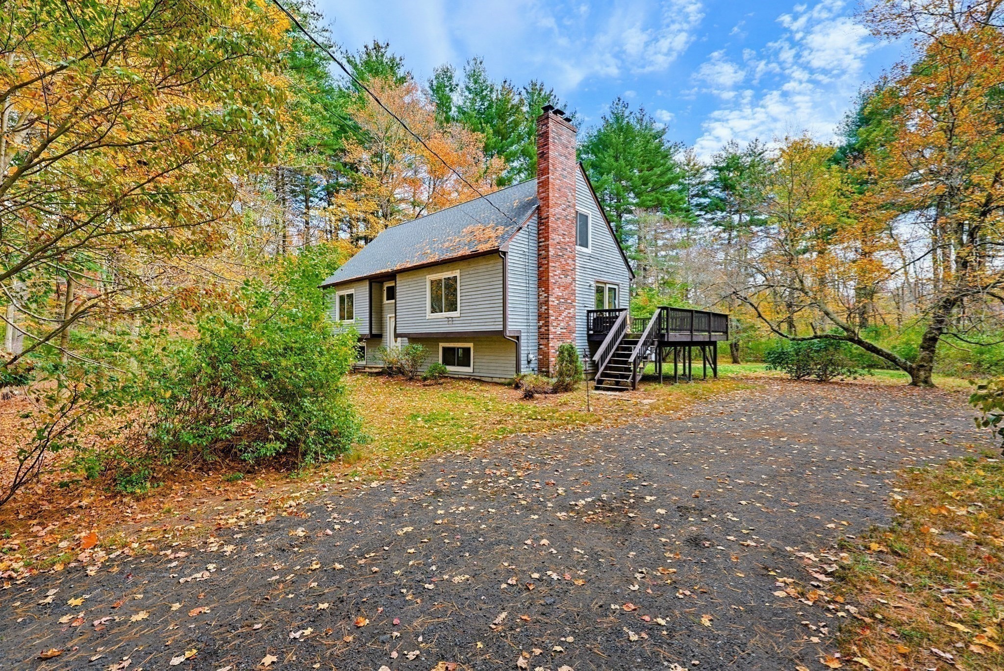 main property photo 30