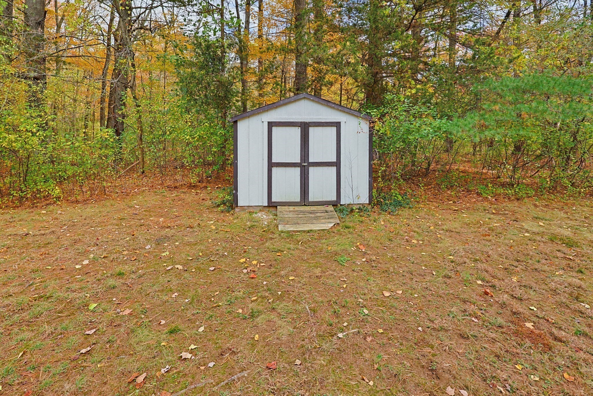 main property photo 37