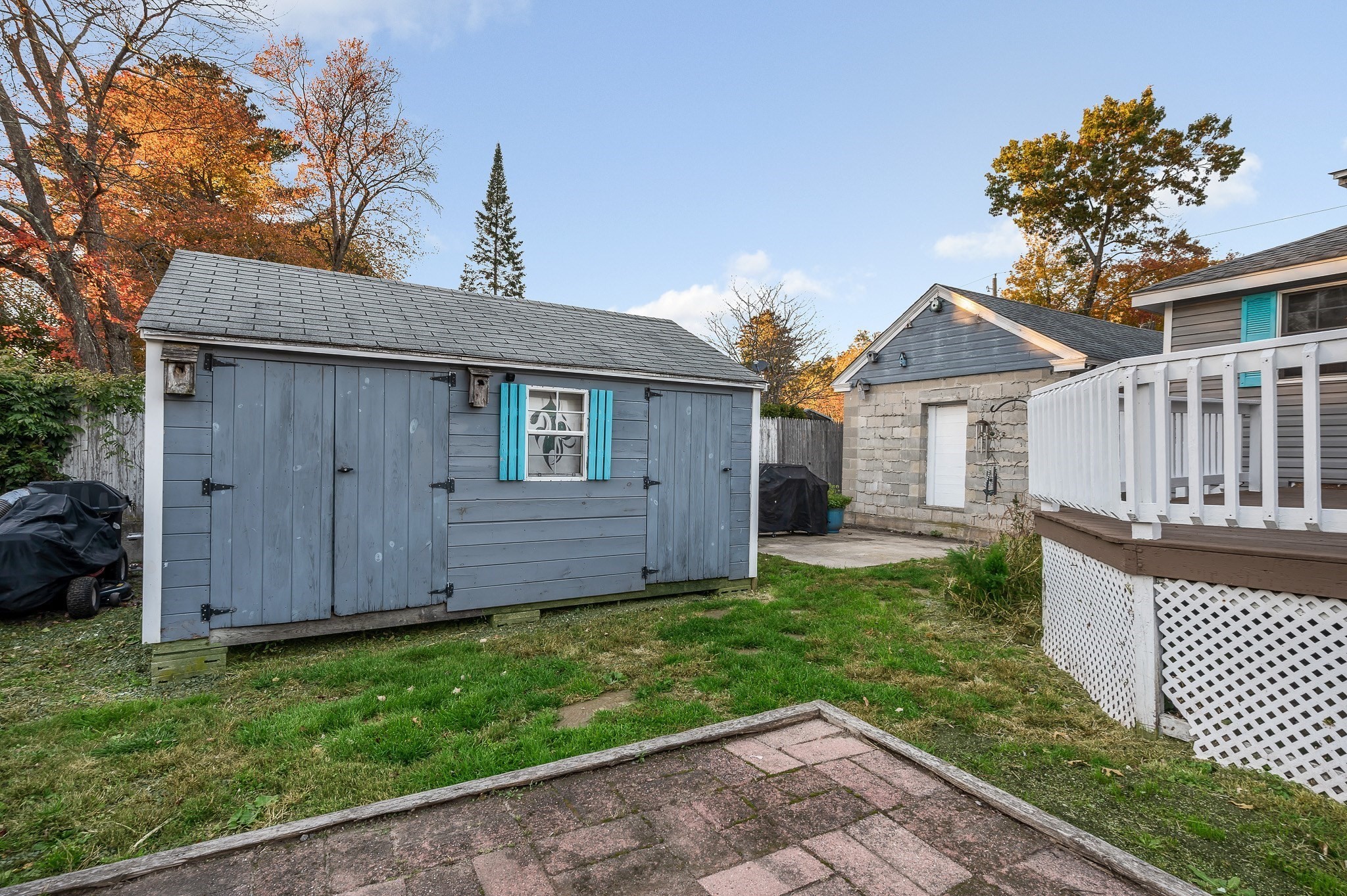 main property photo 22
