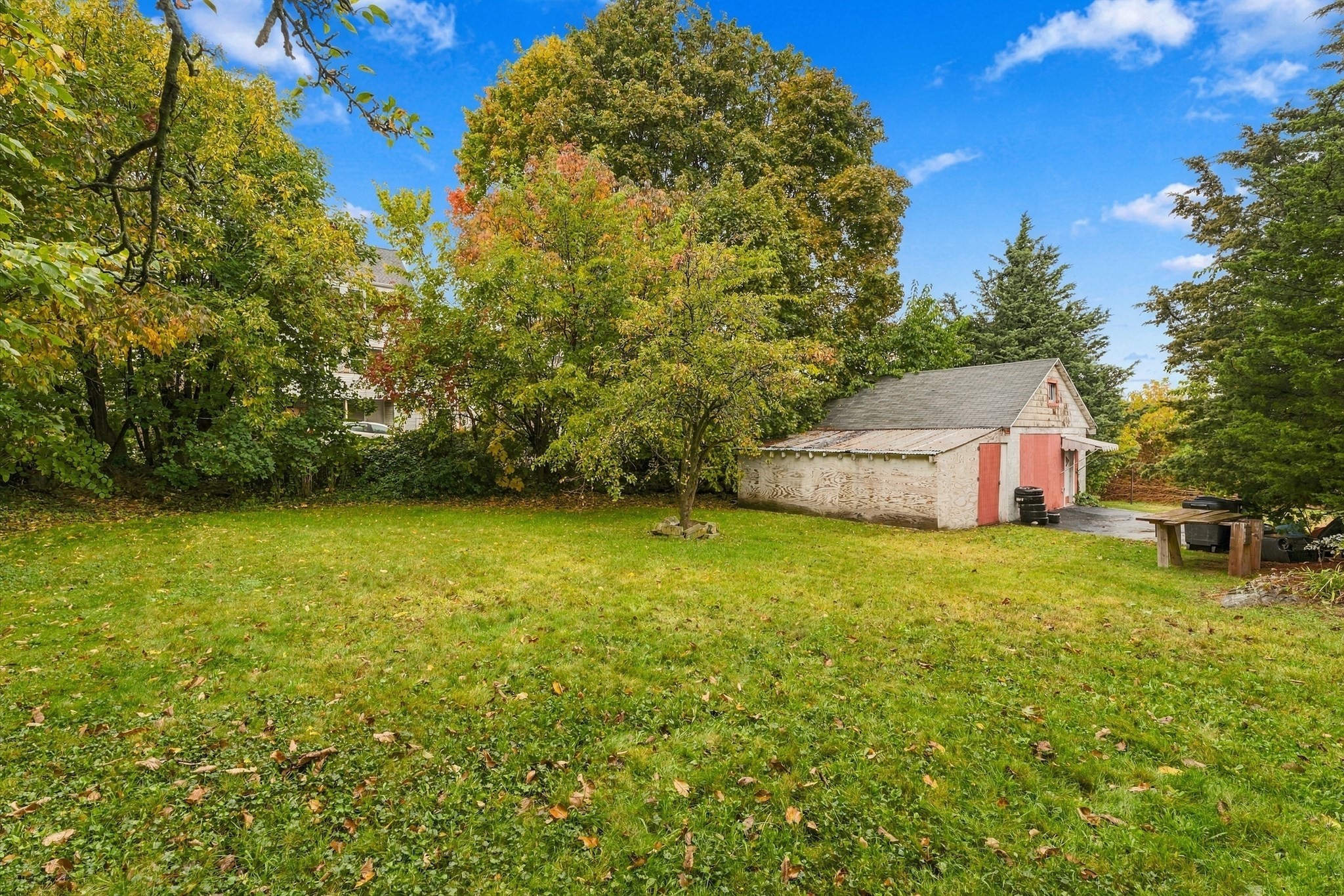 main property photo 15