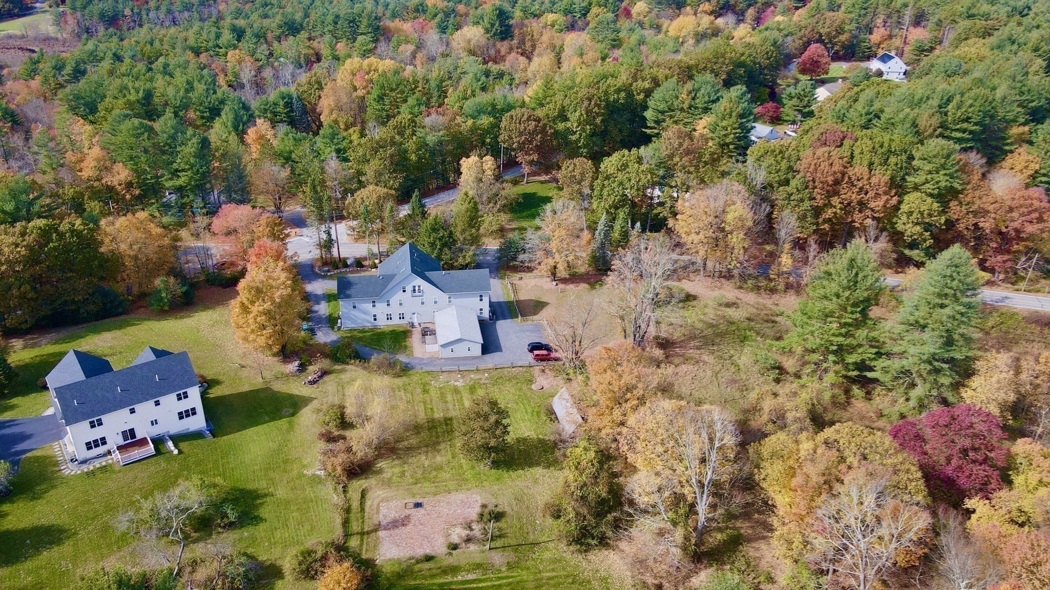 main property photo 28