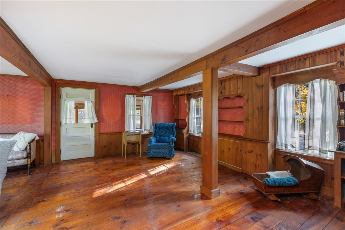 main property photo 16