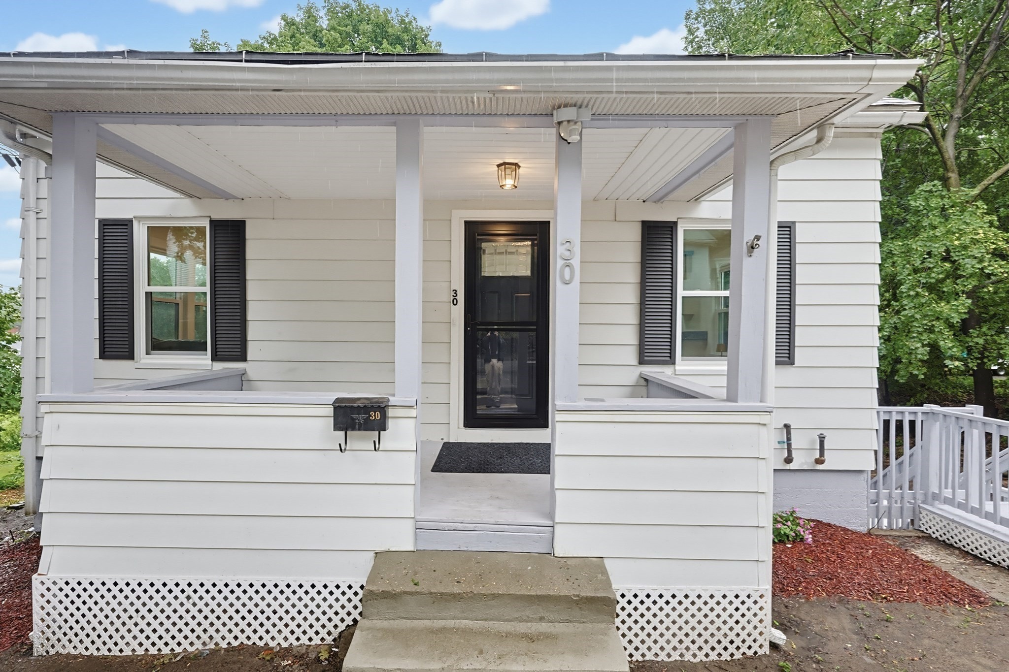main property photo 16