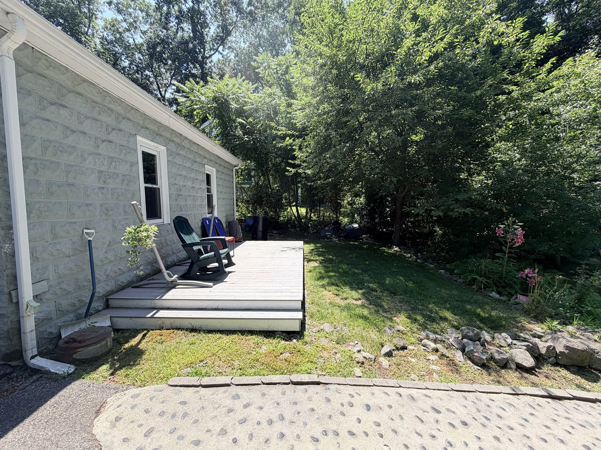 main property photo 31