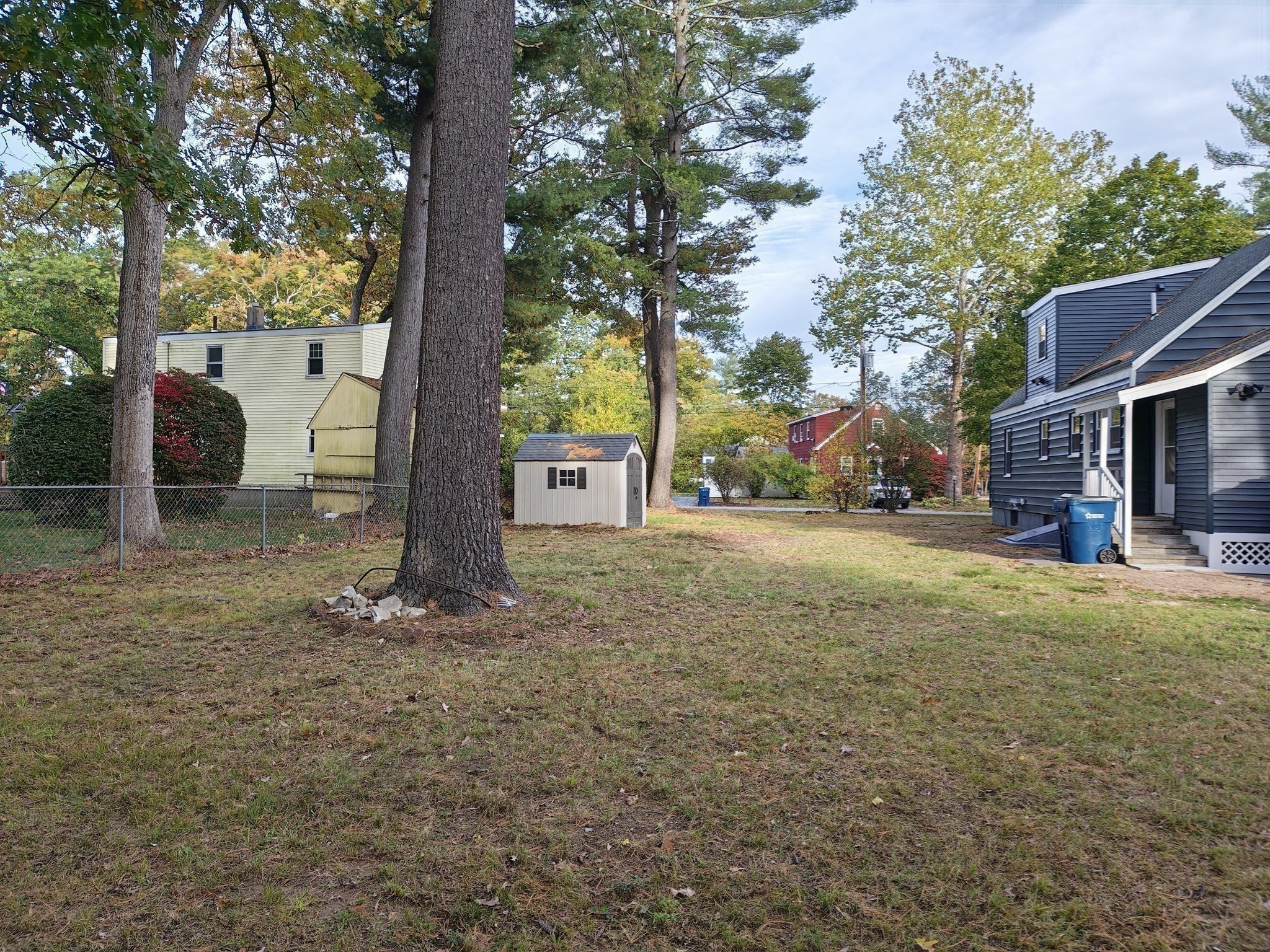 main property photo 32