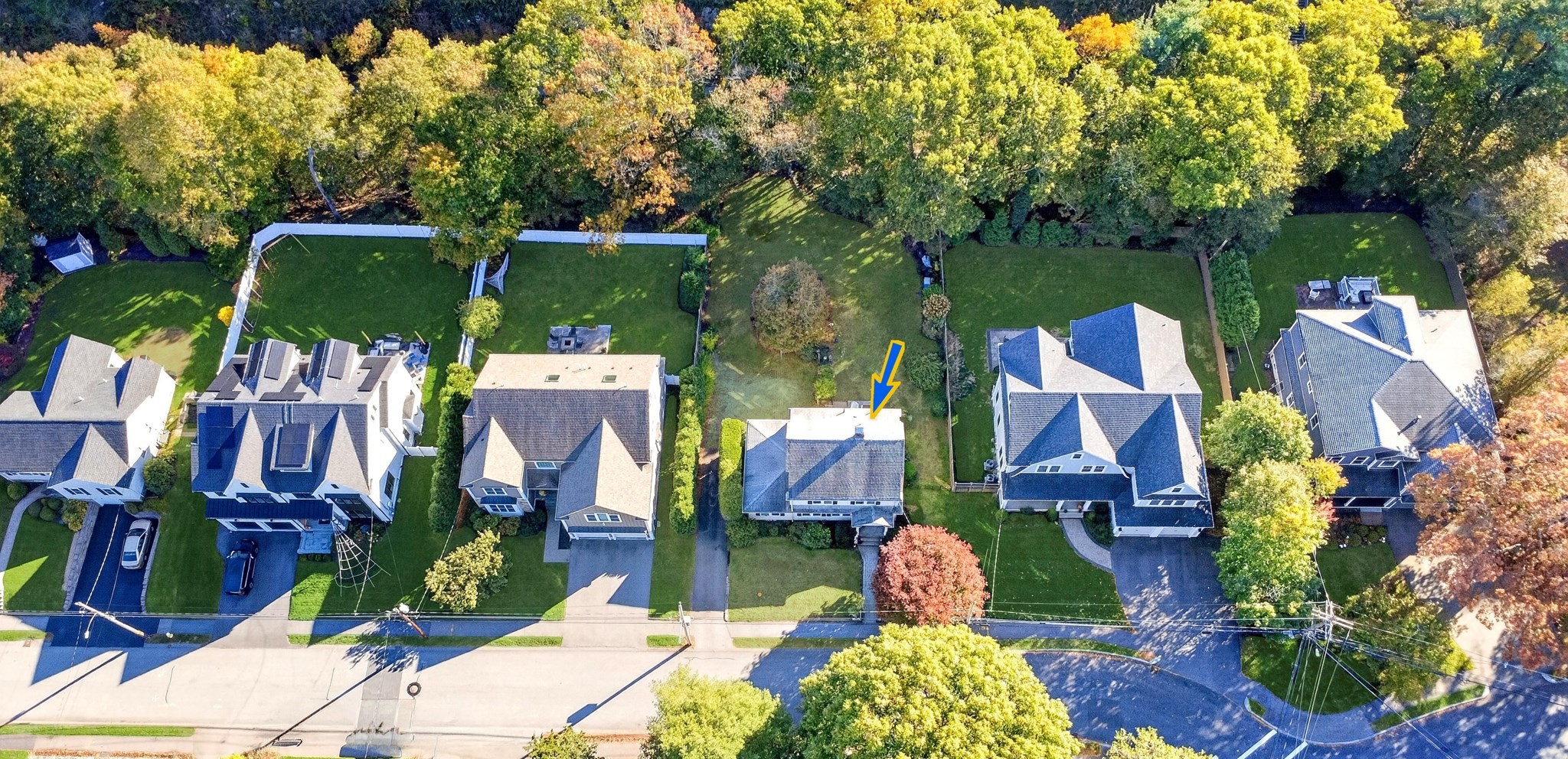 main property photo 25