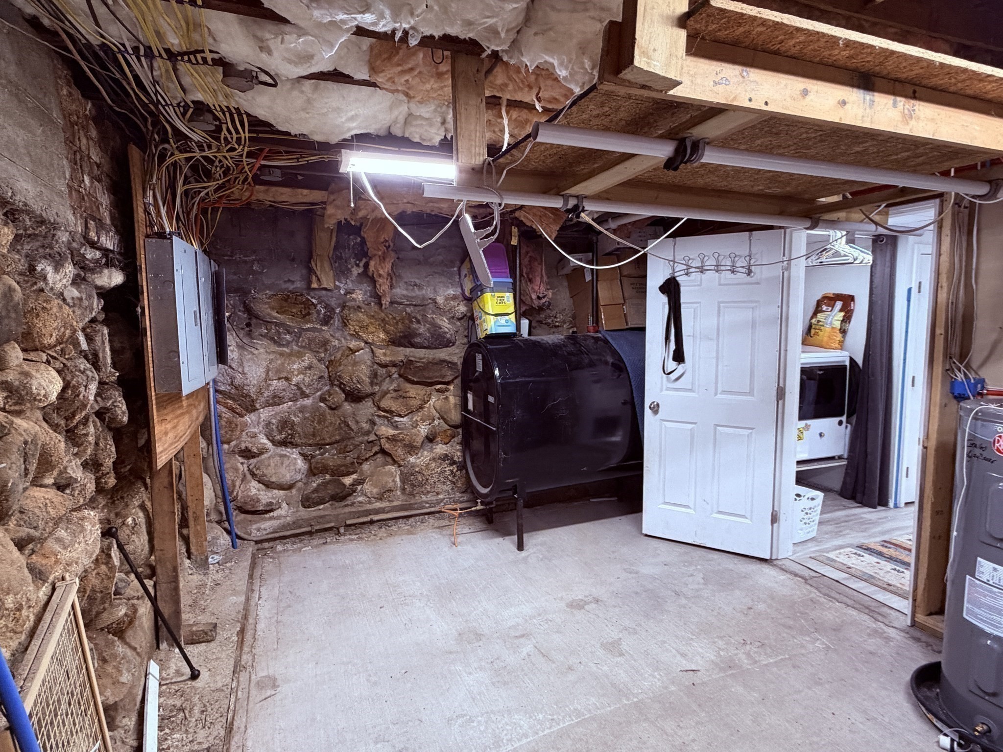 main property photo 19
