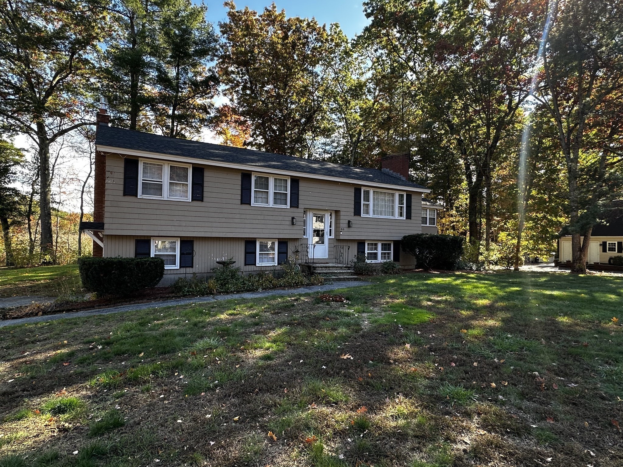 main property photo 10