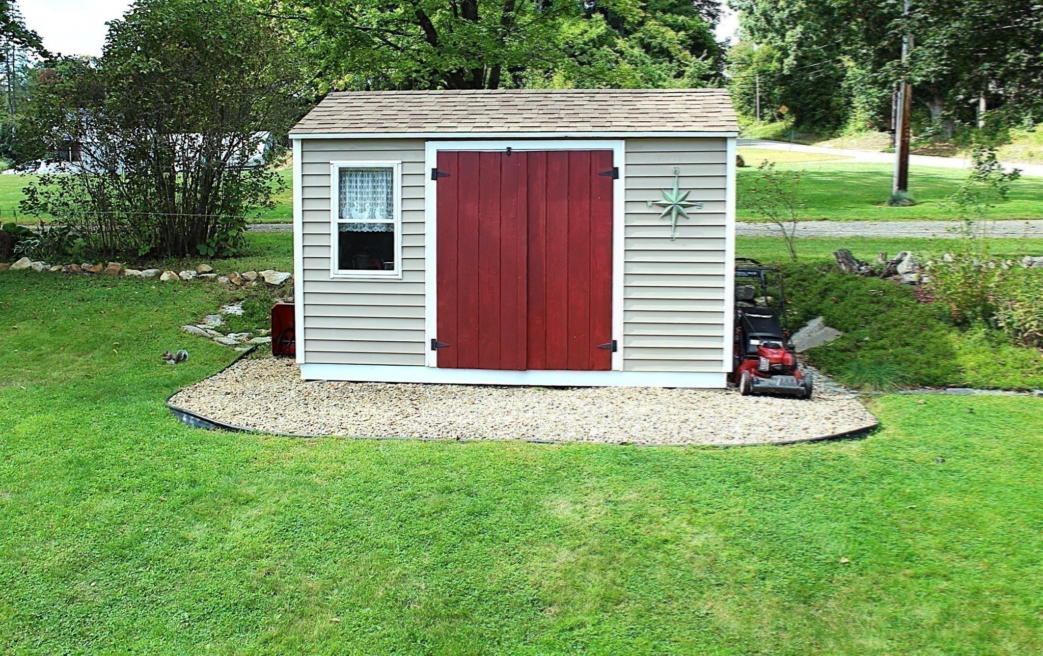 main property photo 29