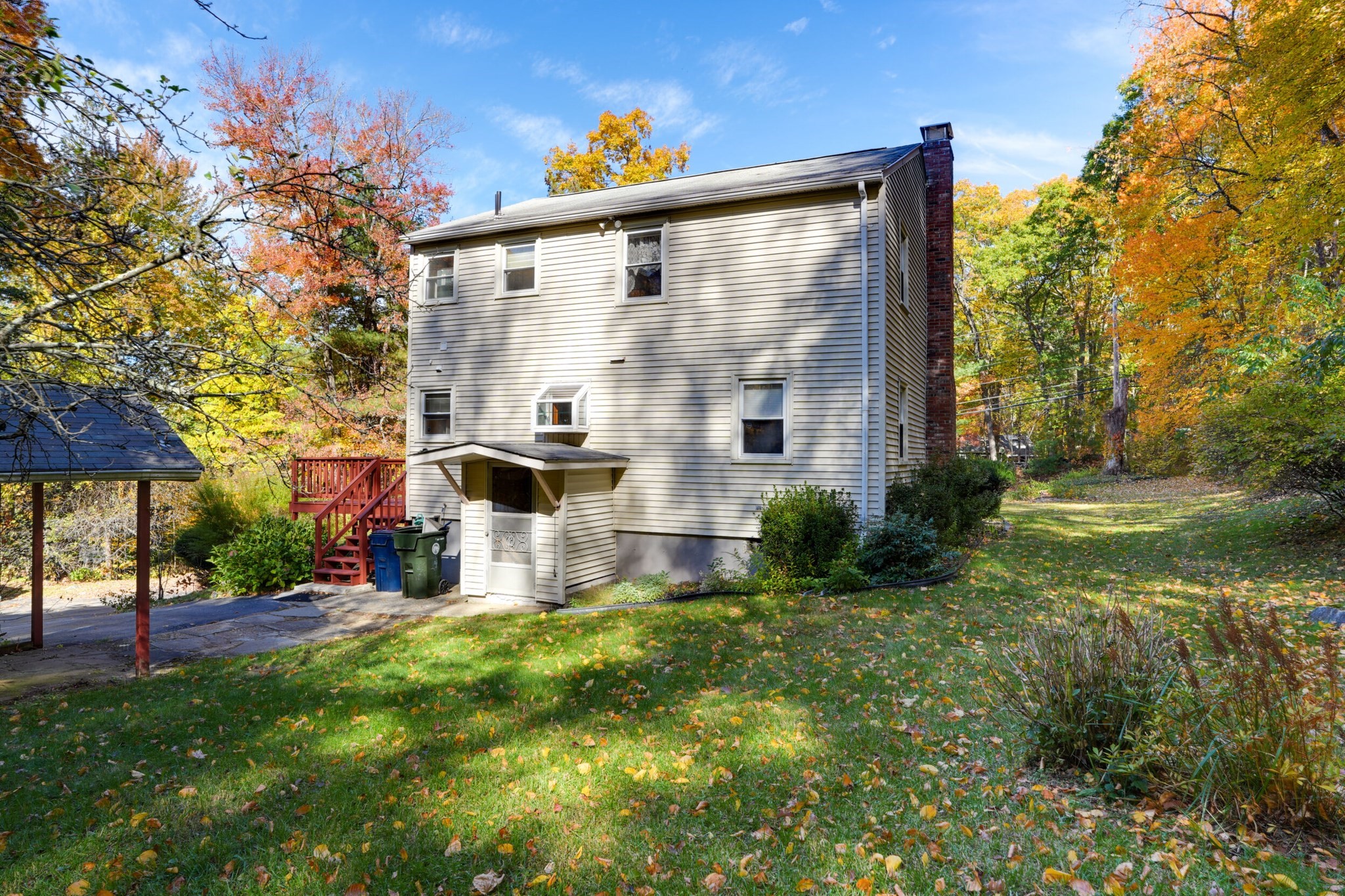 main property photo 34