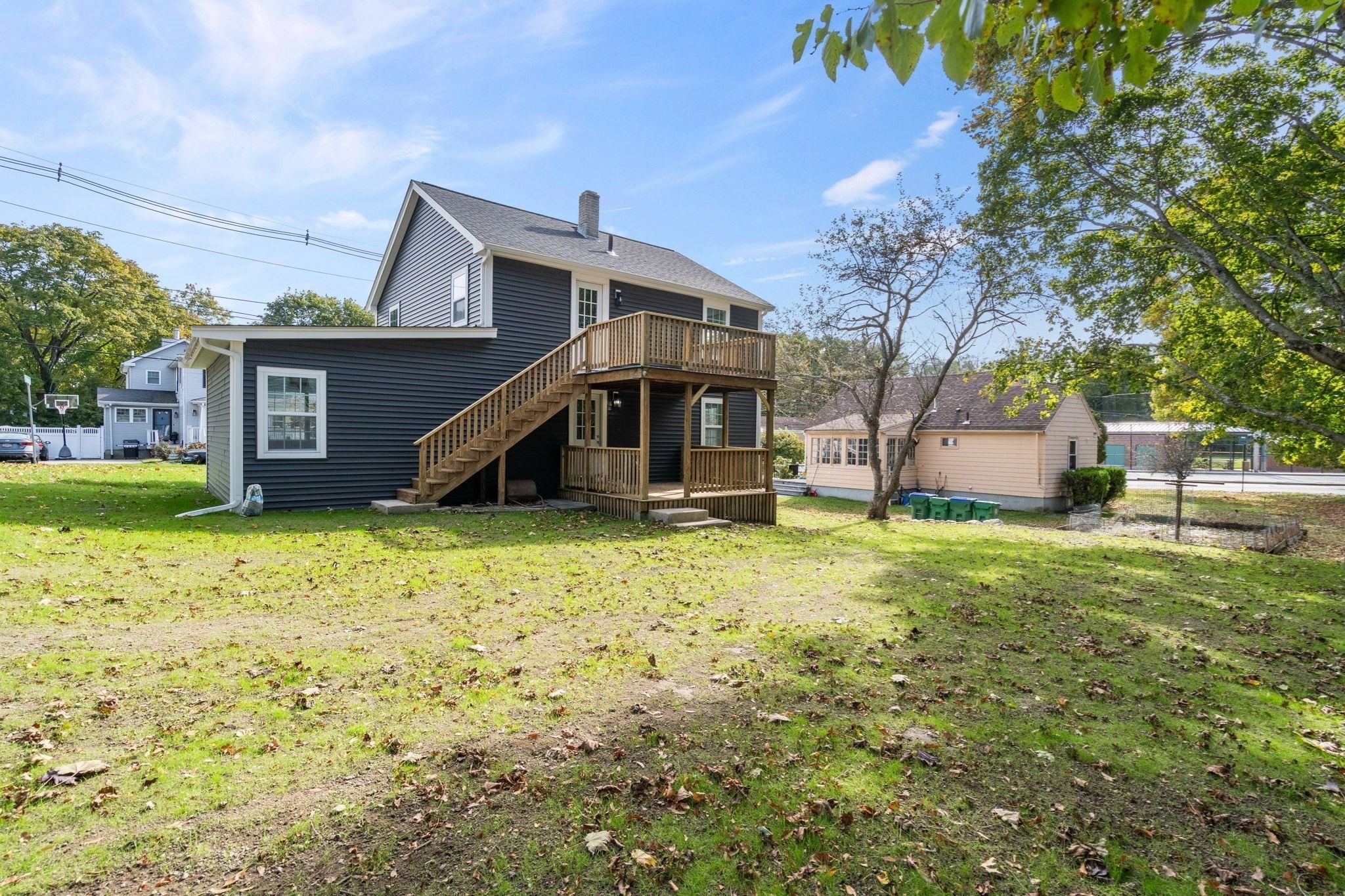 main property photo 17