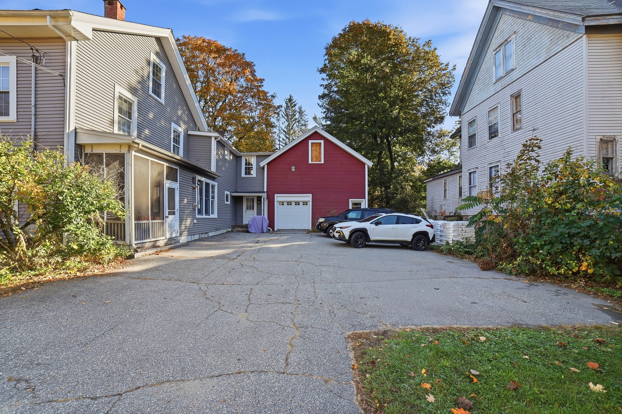 main property photo 16