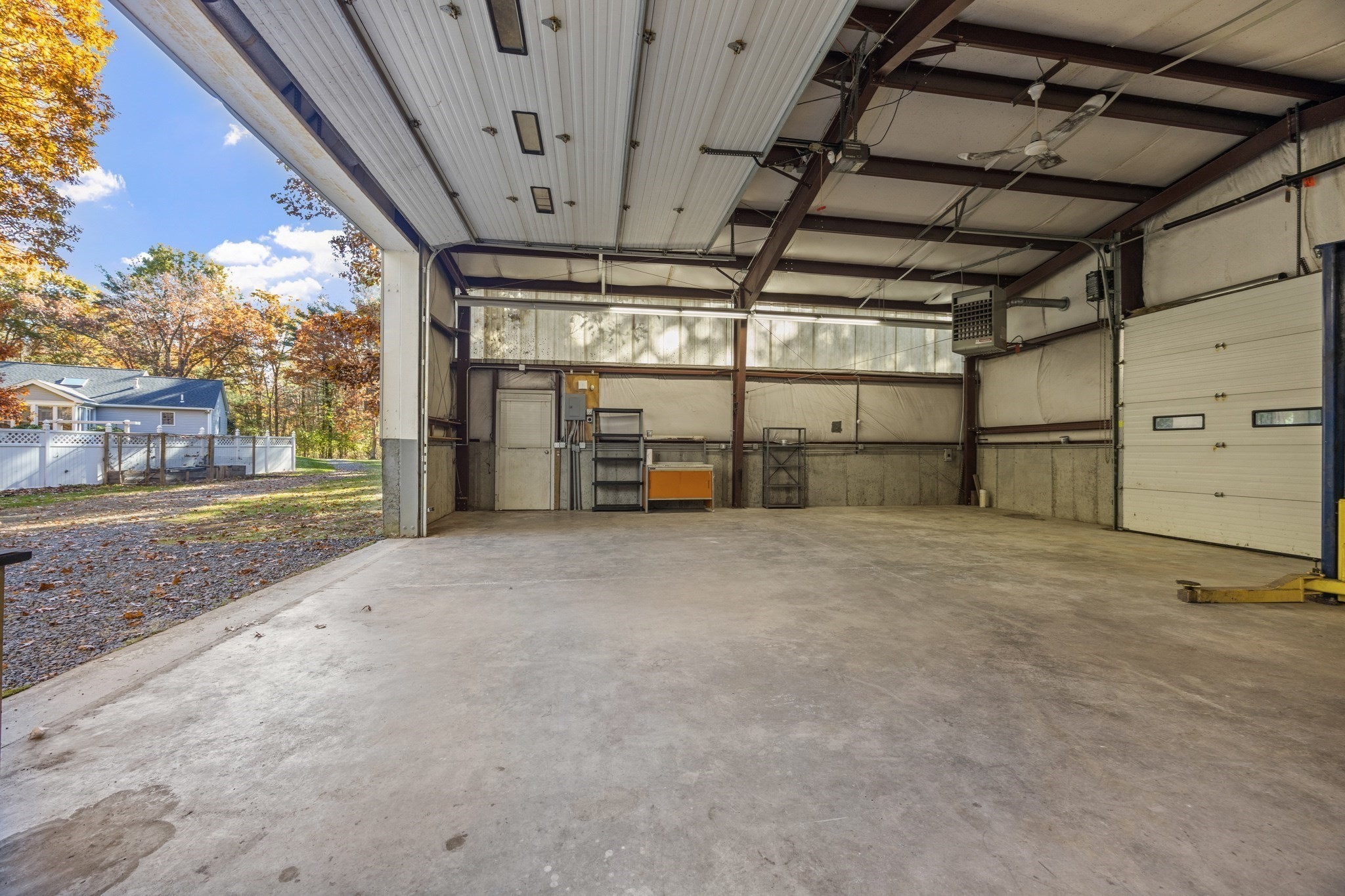 main property photo 36