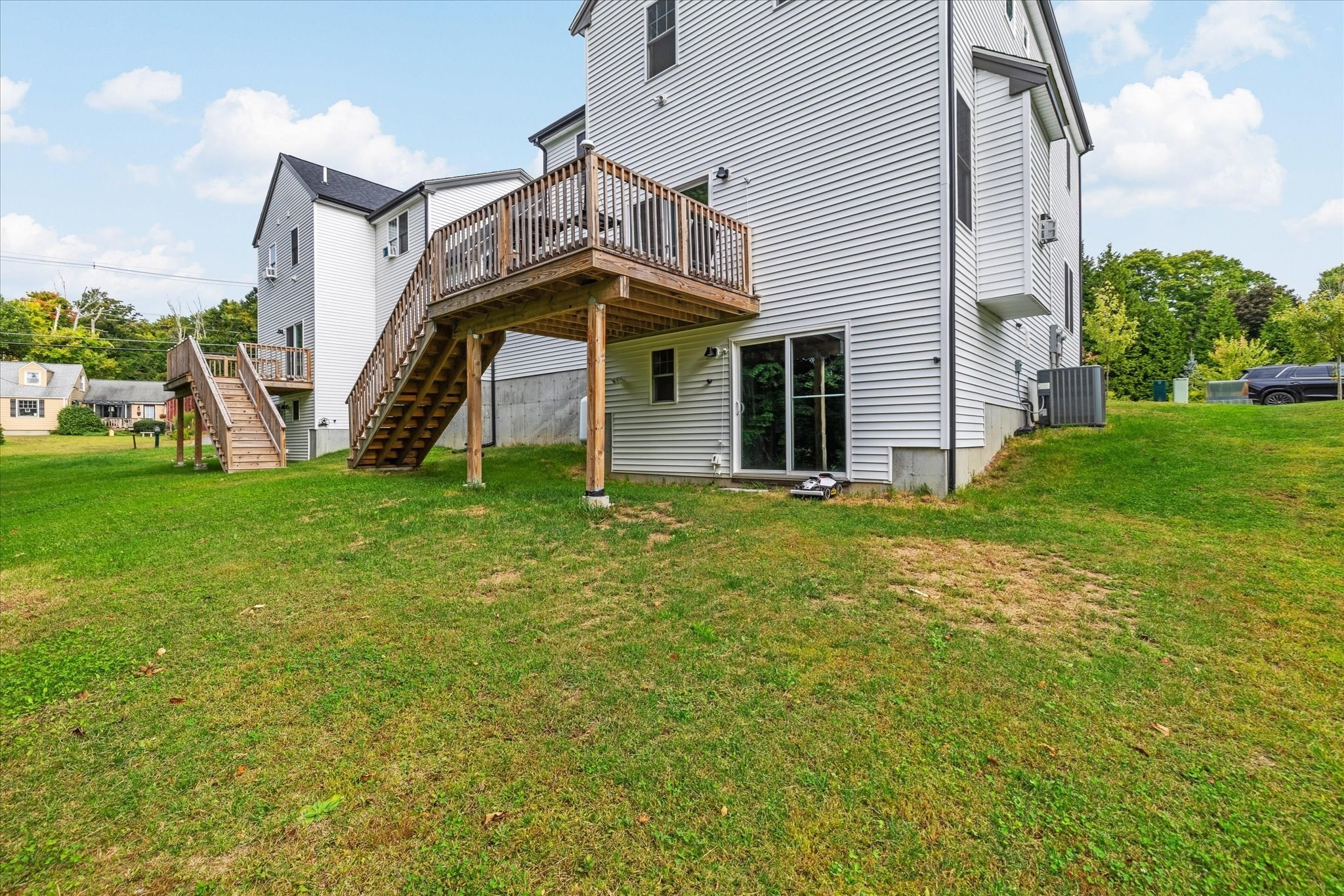 main property photo 26
