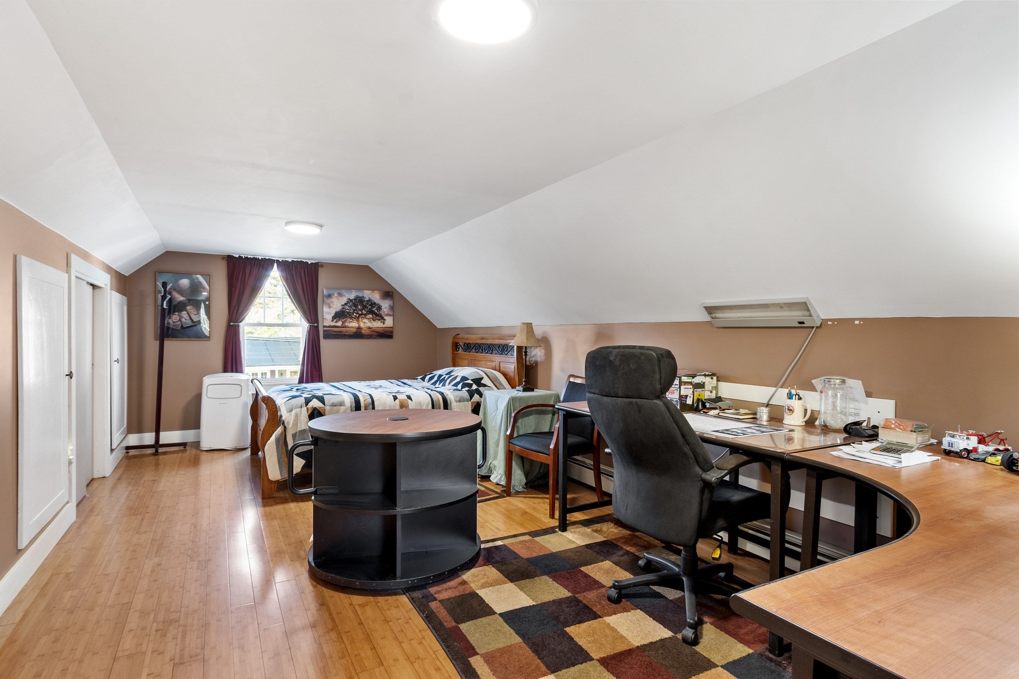 main property photo 15