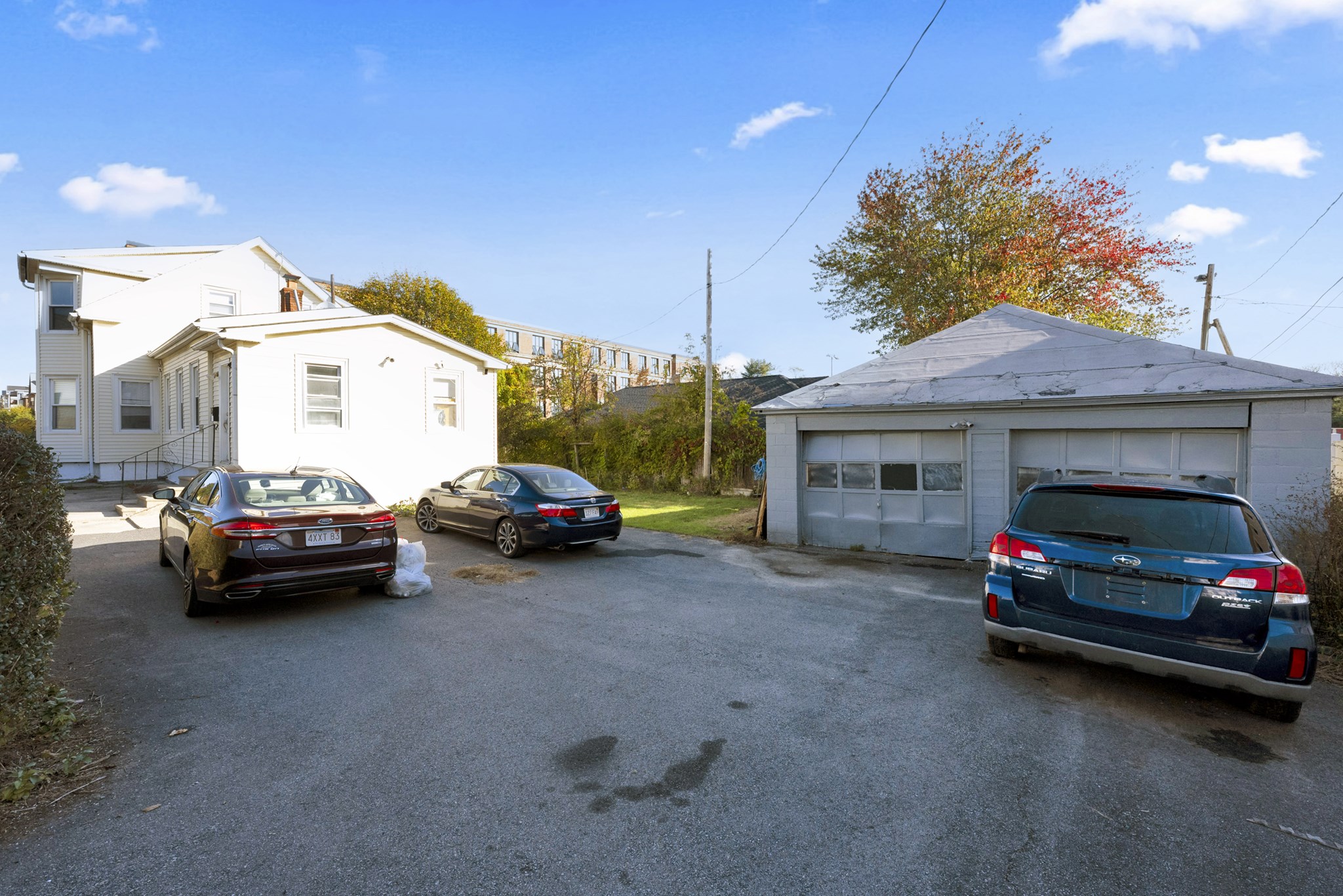 main property photo 30