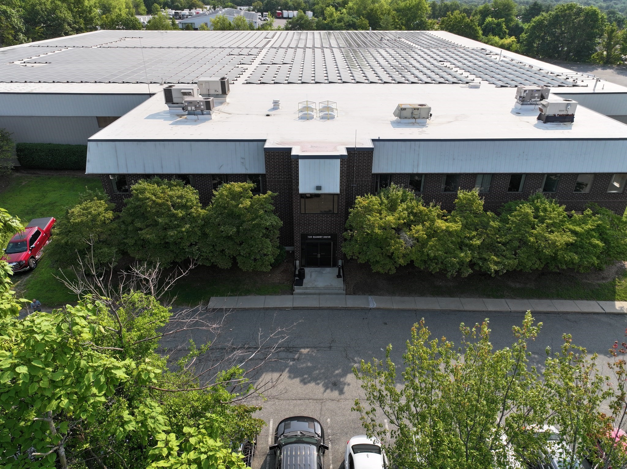 main property photo 9