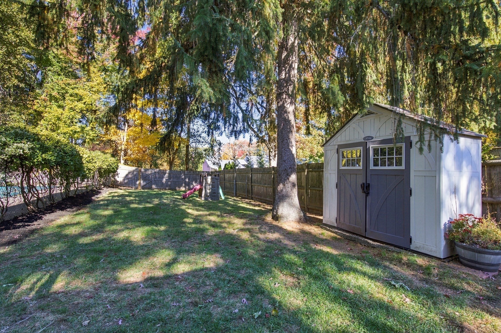 main property photo 20