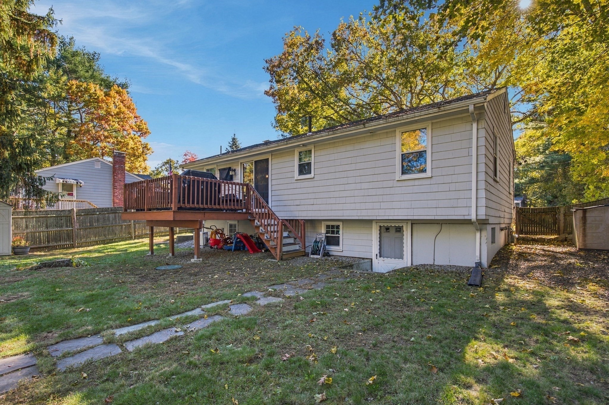 main property photo 22