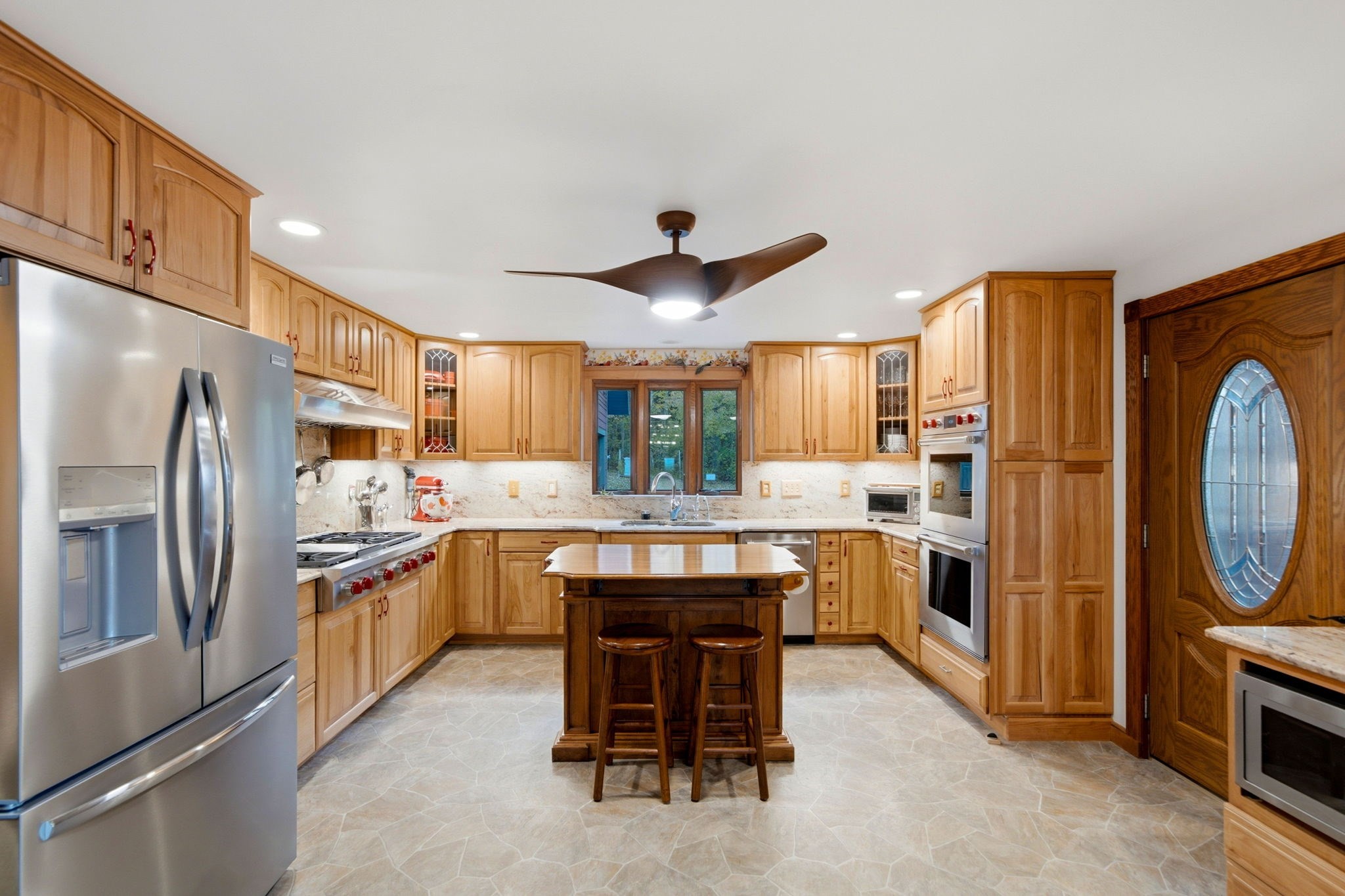 main property photo 9