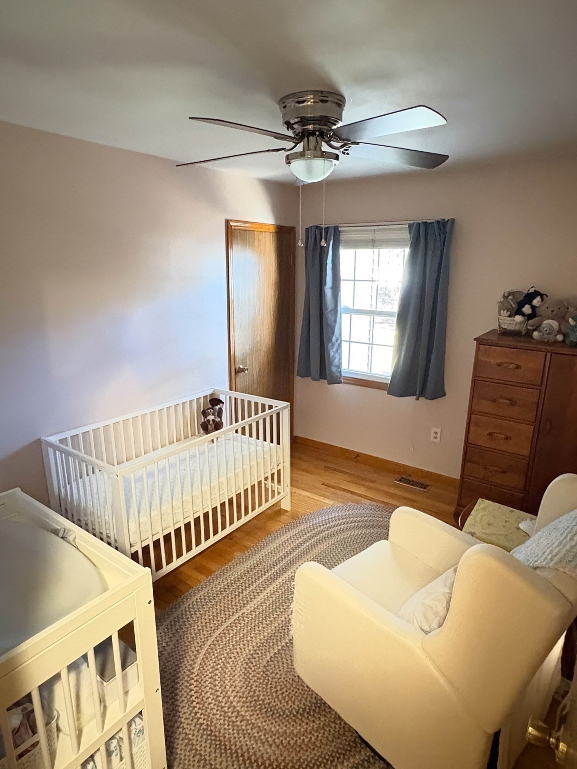 main property photo 11