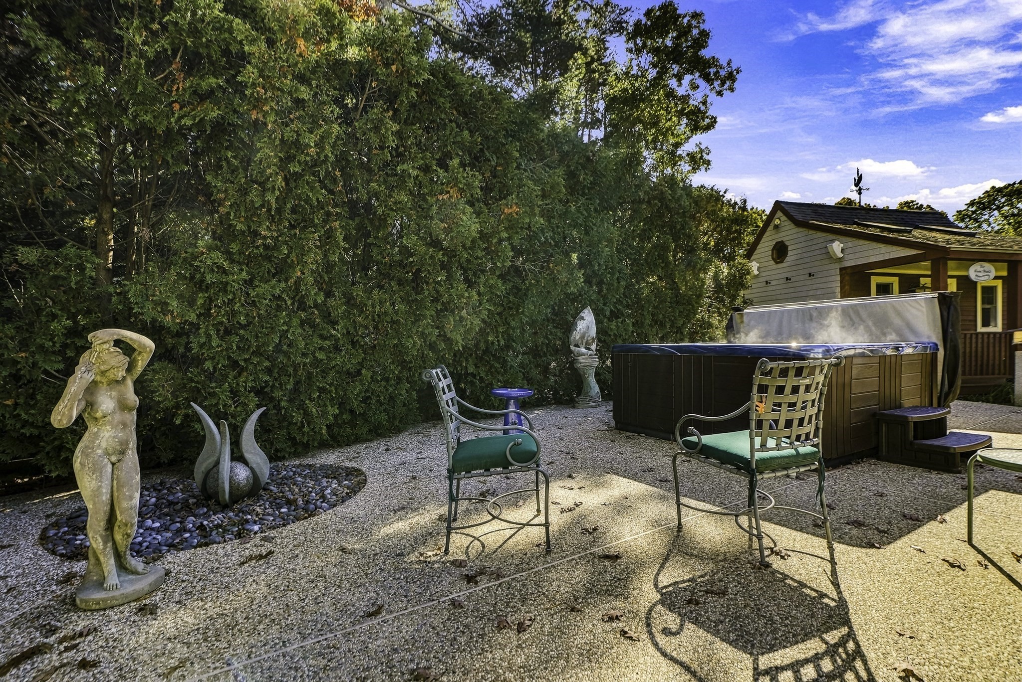 main property photo 22