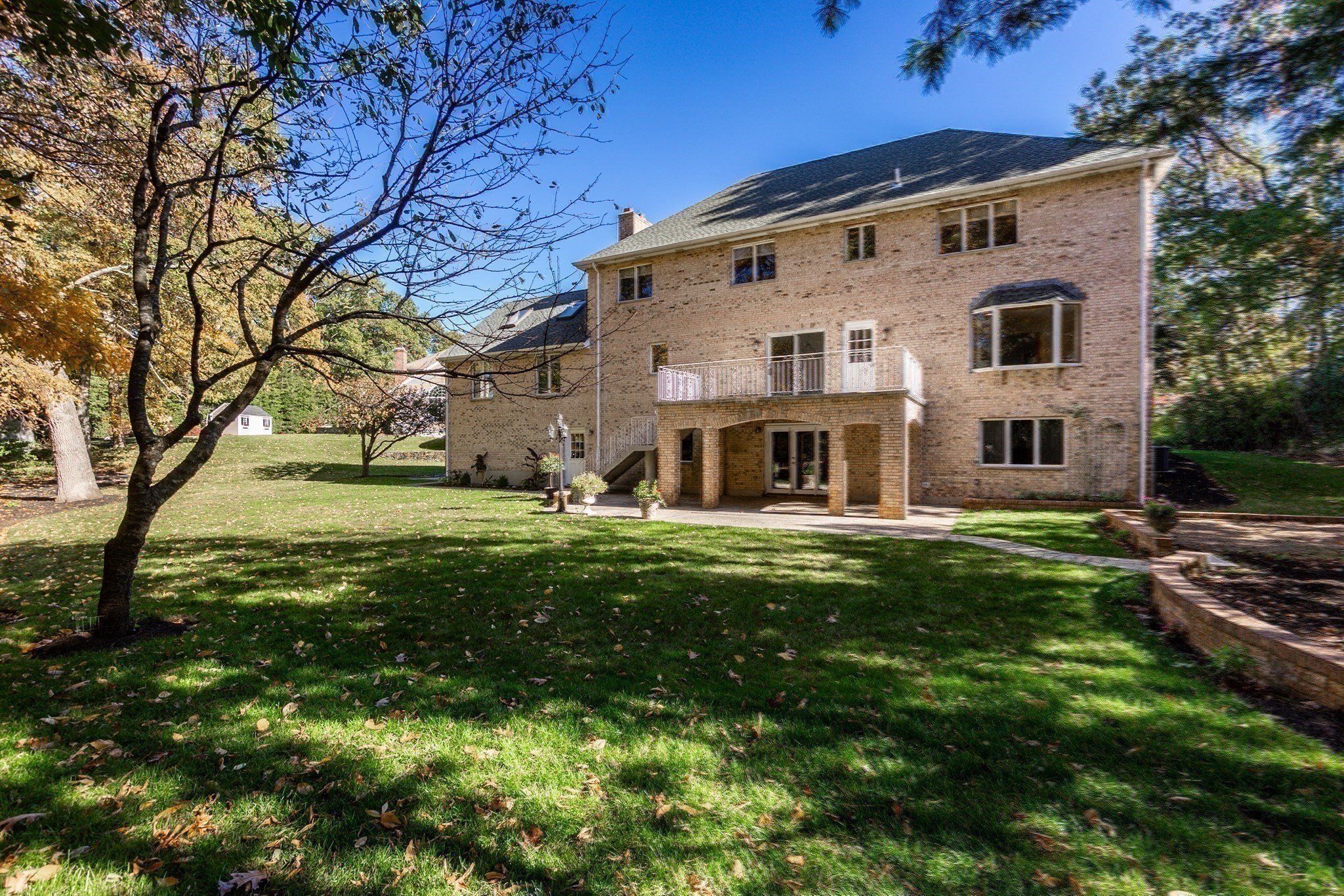 main property photo 29