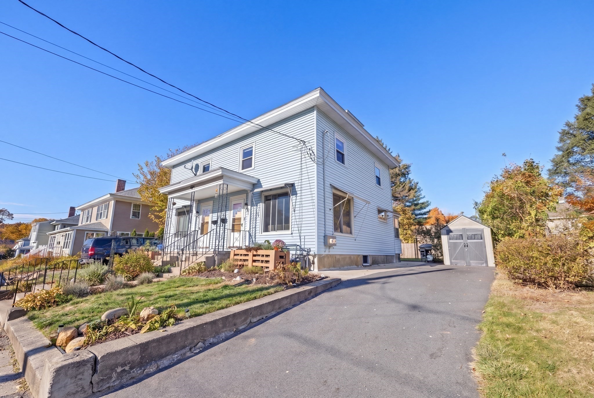 main property photo 16
