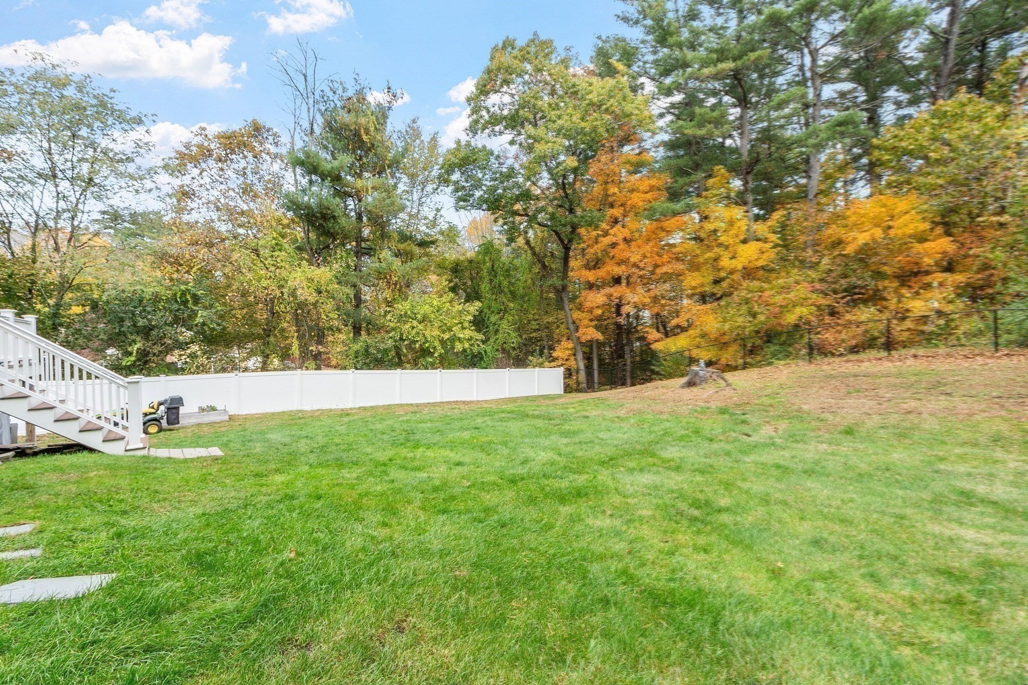 main property photo 32