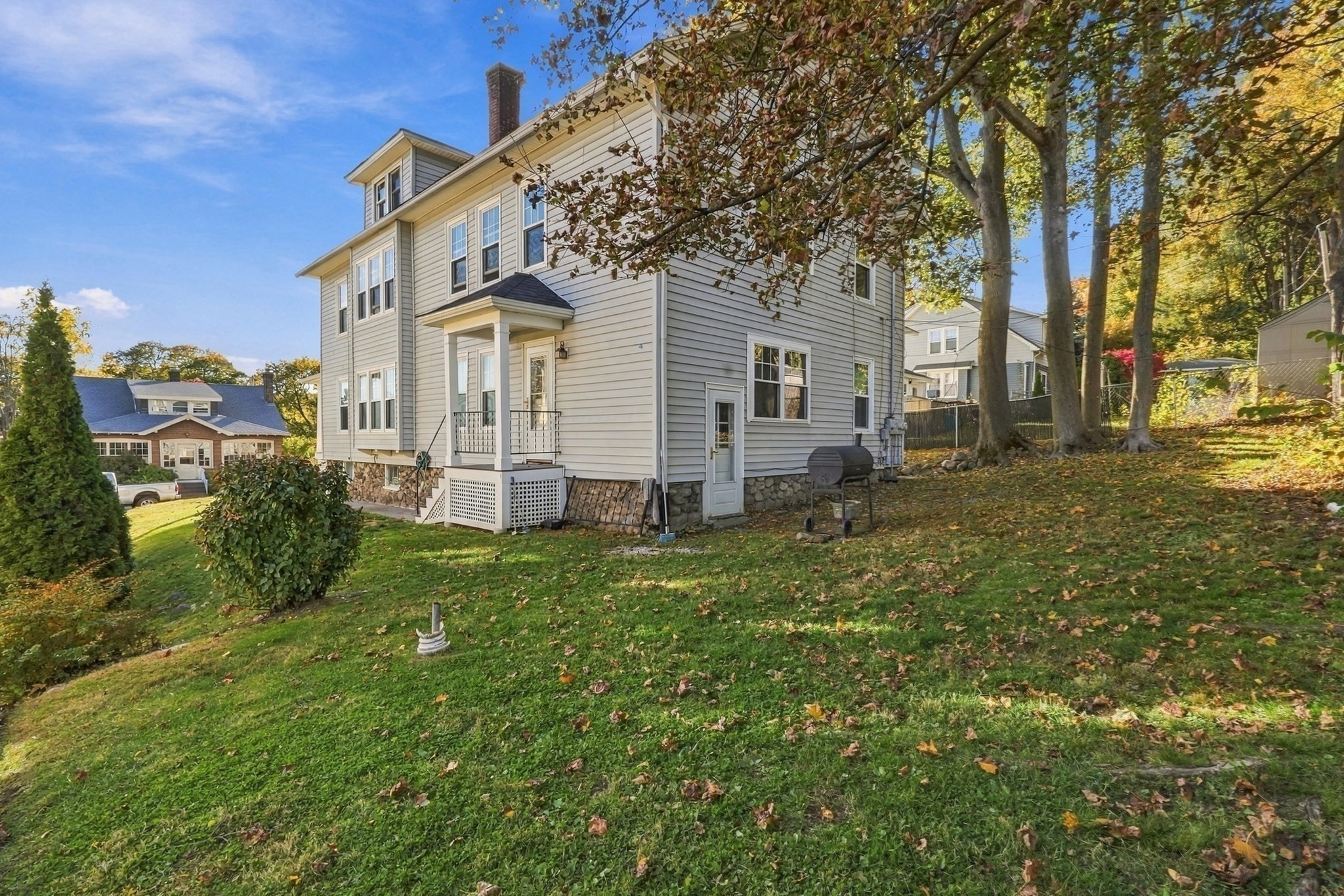 main property photo 39