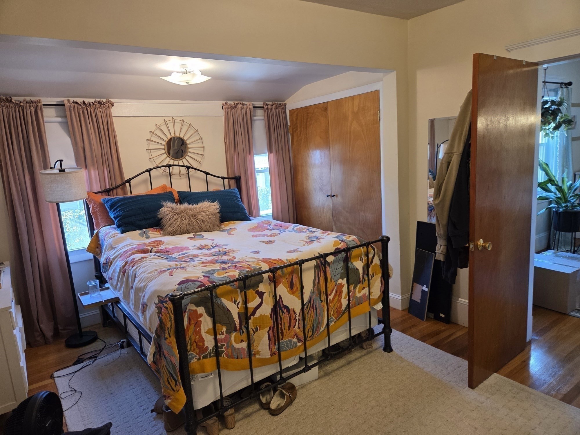 main property photo 8