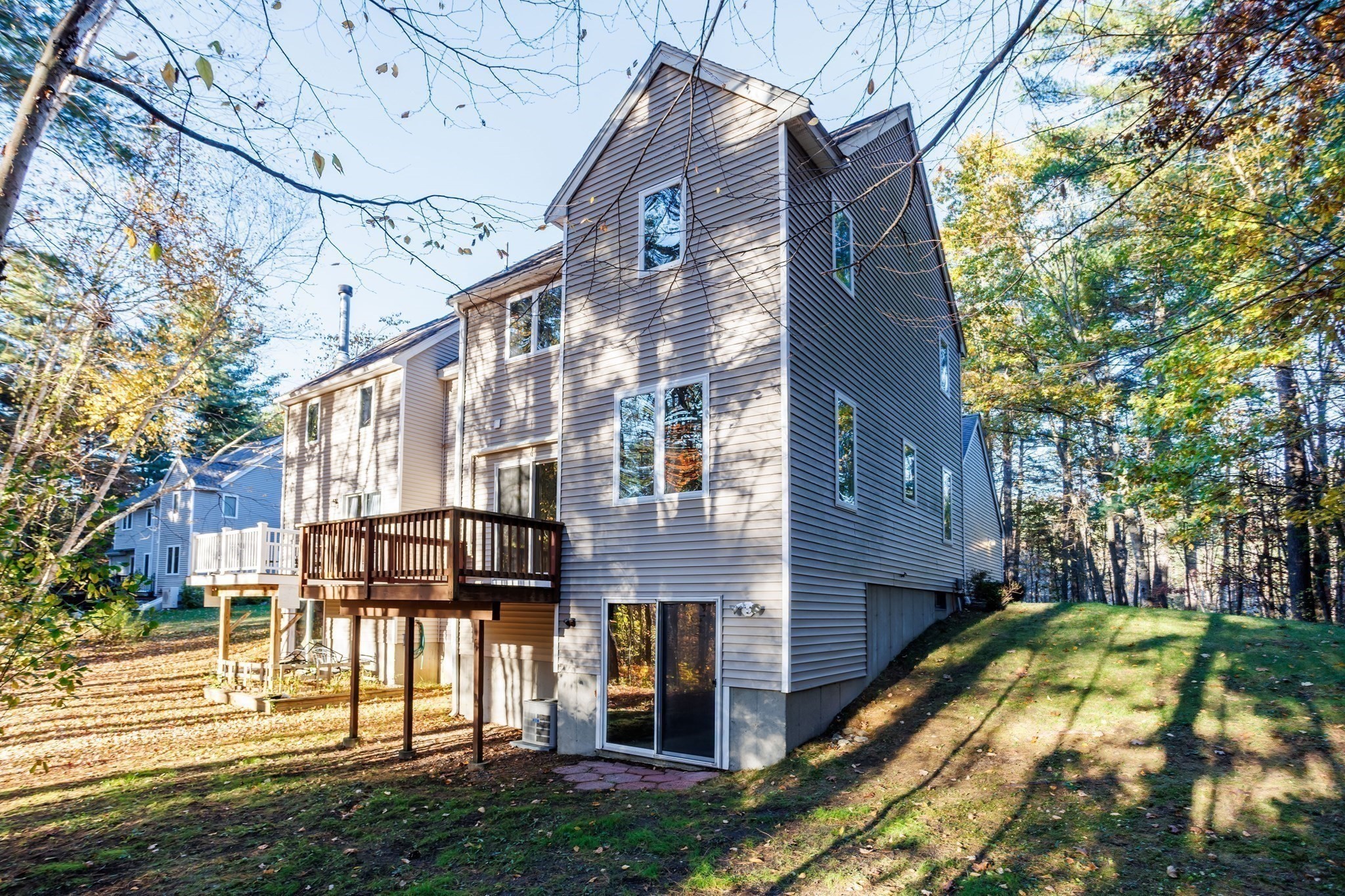 main property photo 30