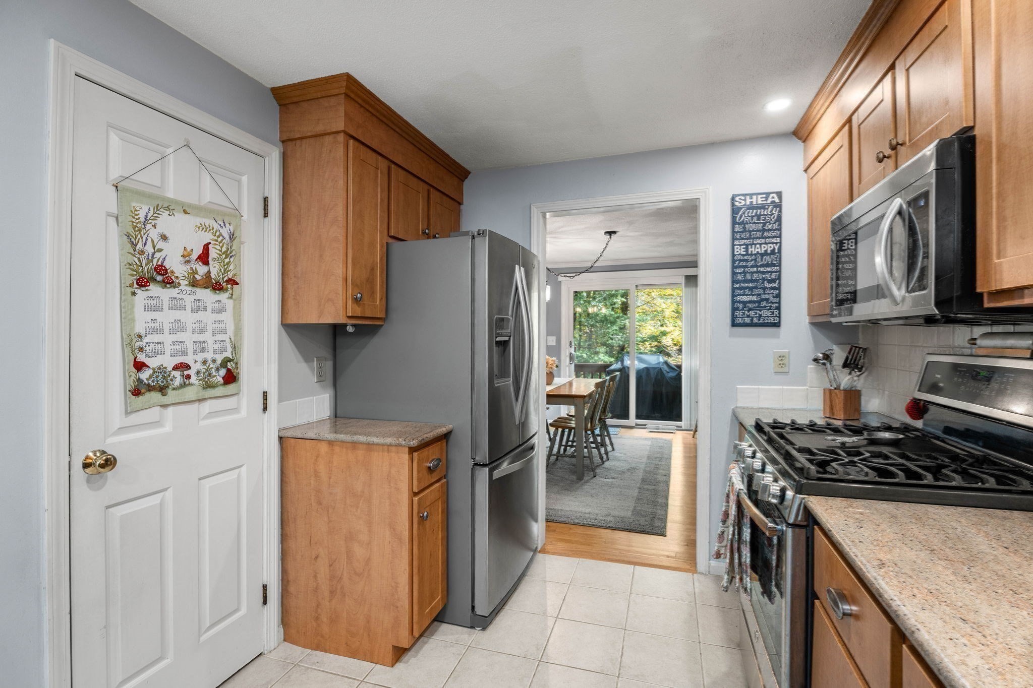 main property photo 19