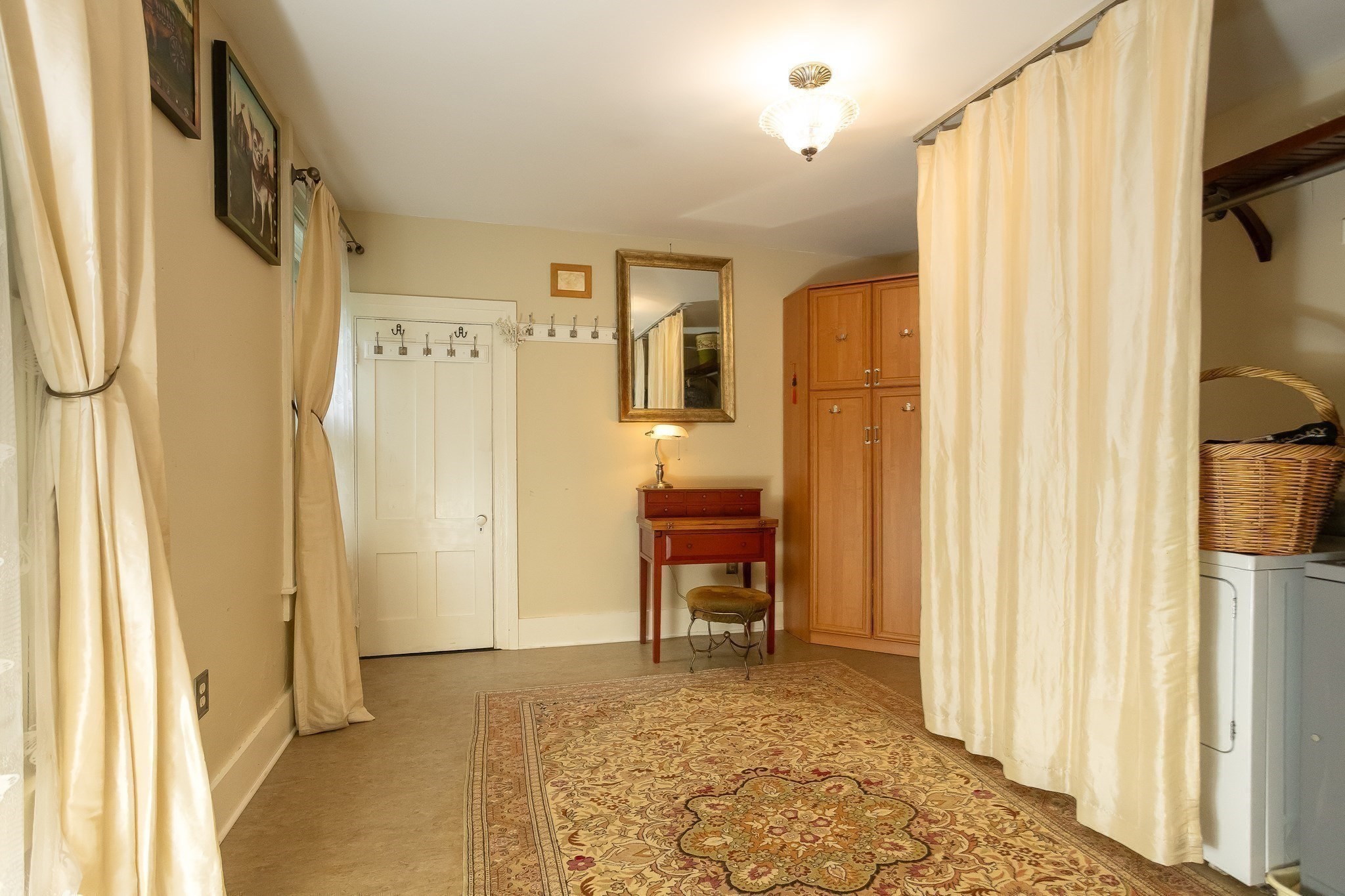 main property photo 14