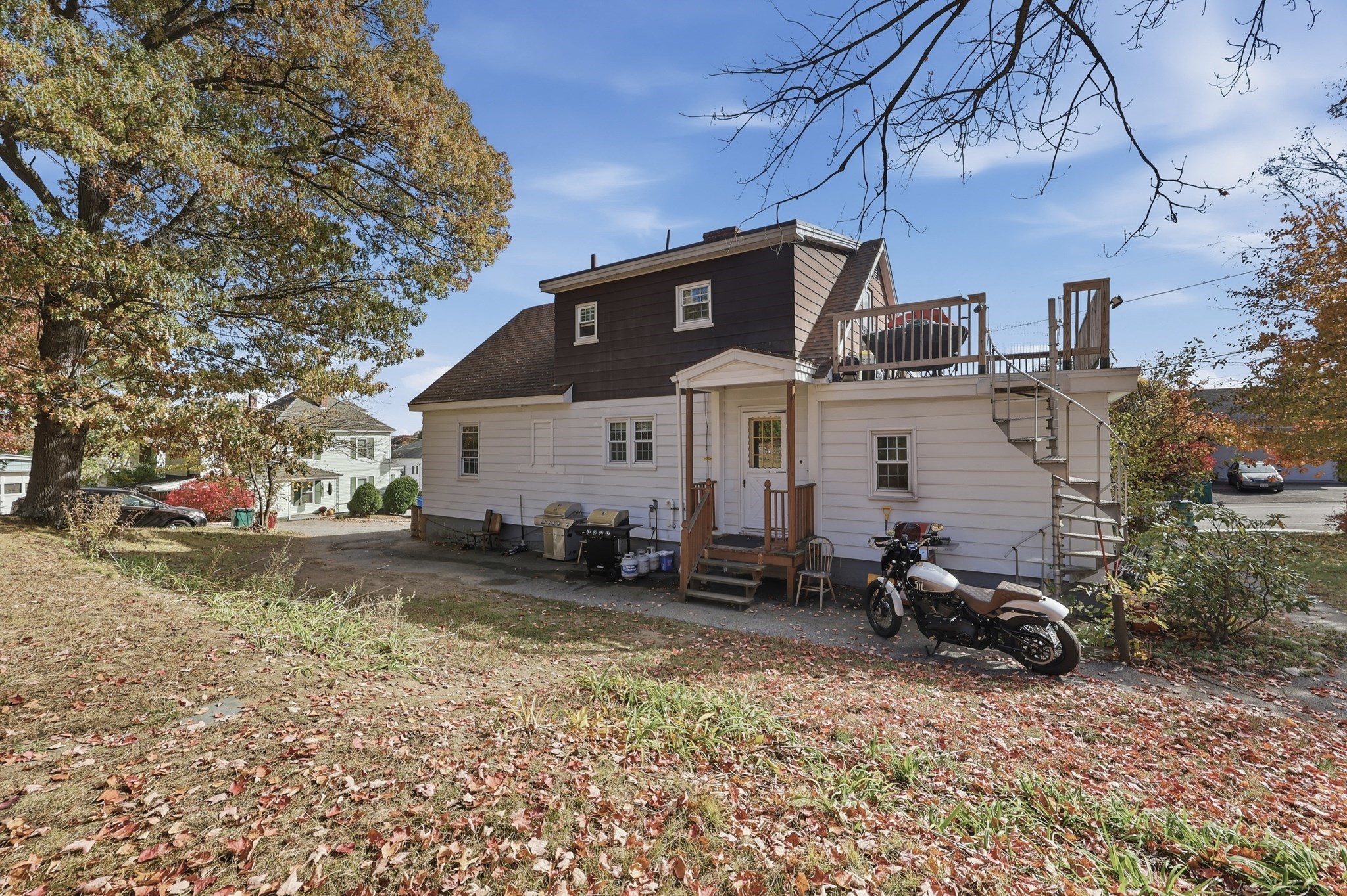 main property photo 38
