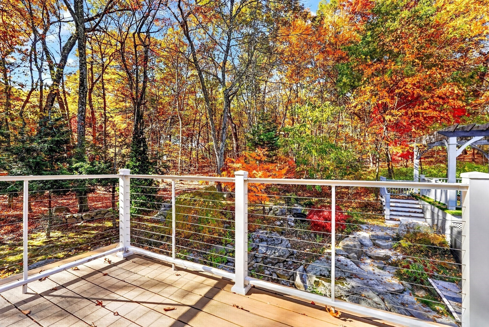 main property photo 28