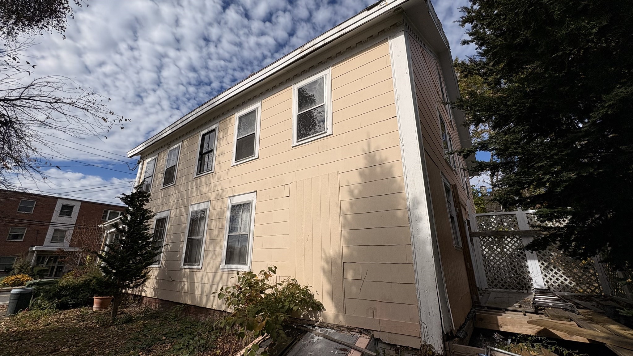 main property photo 7