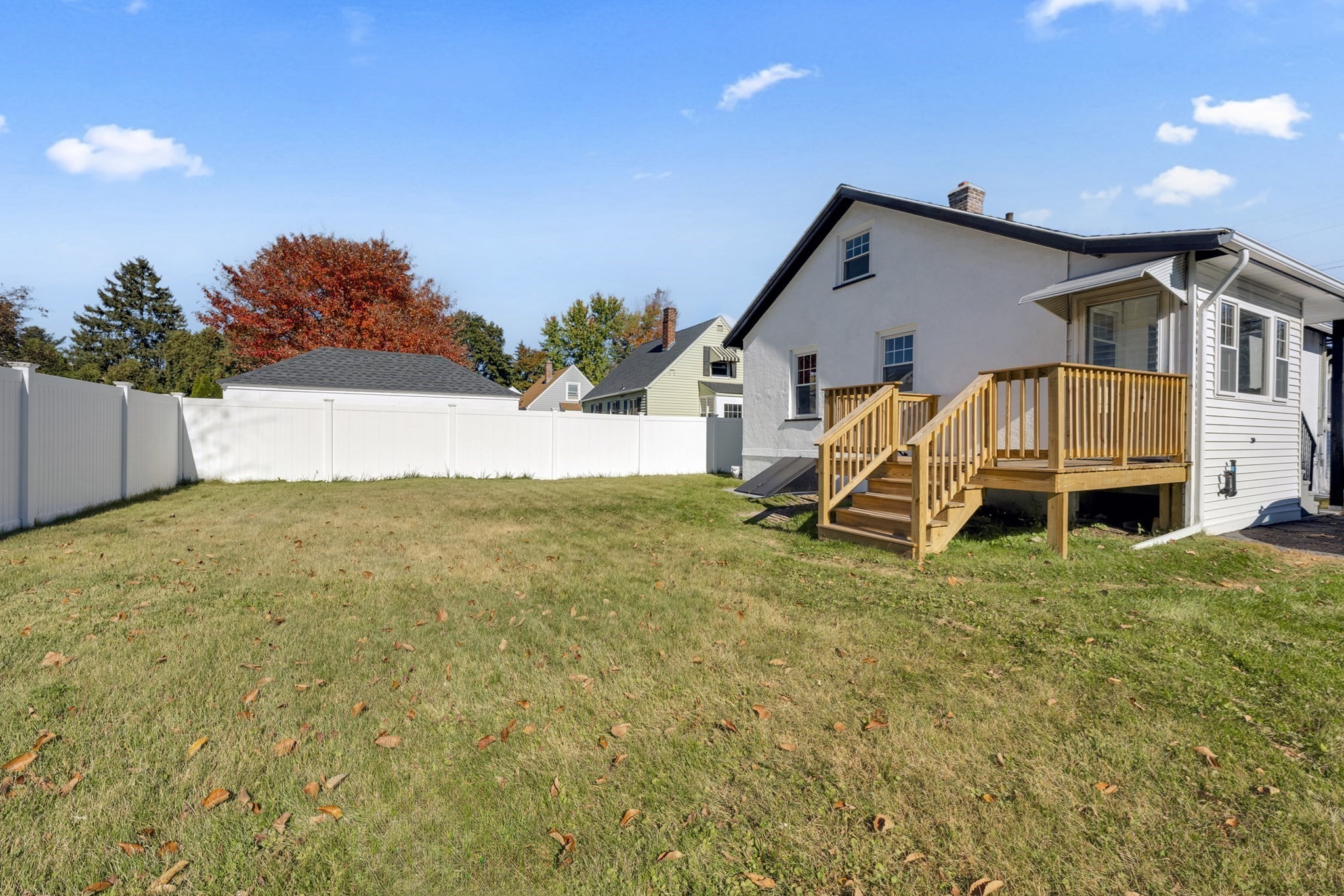 main property photo 20