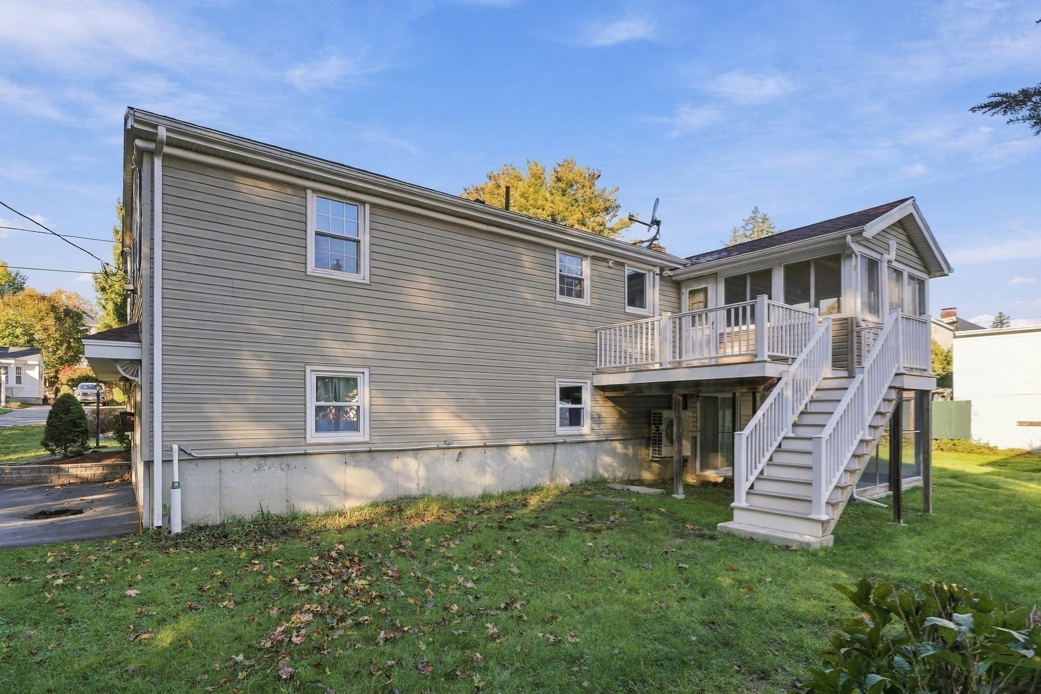 main property photo 31