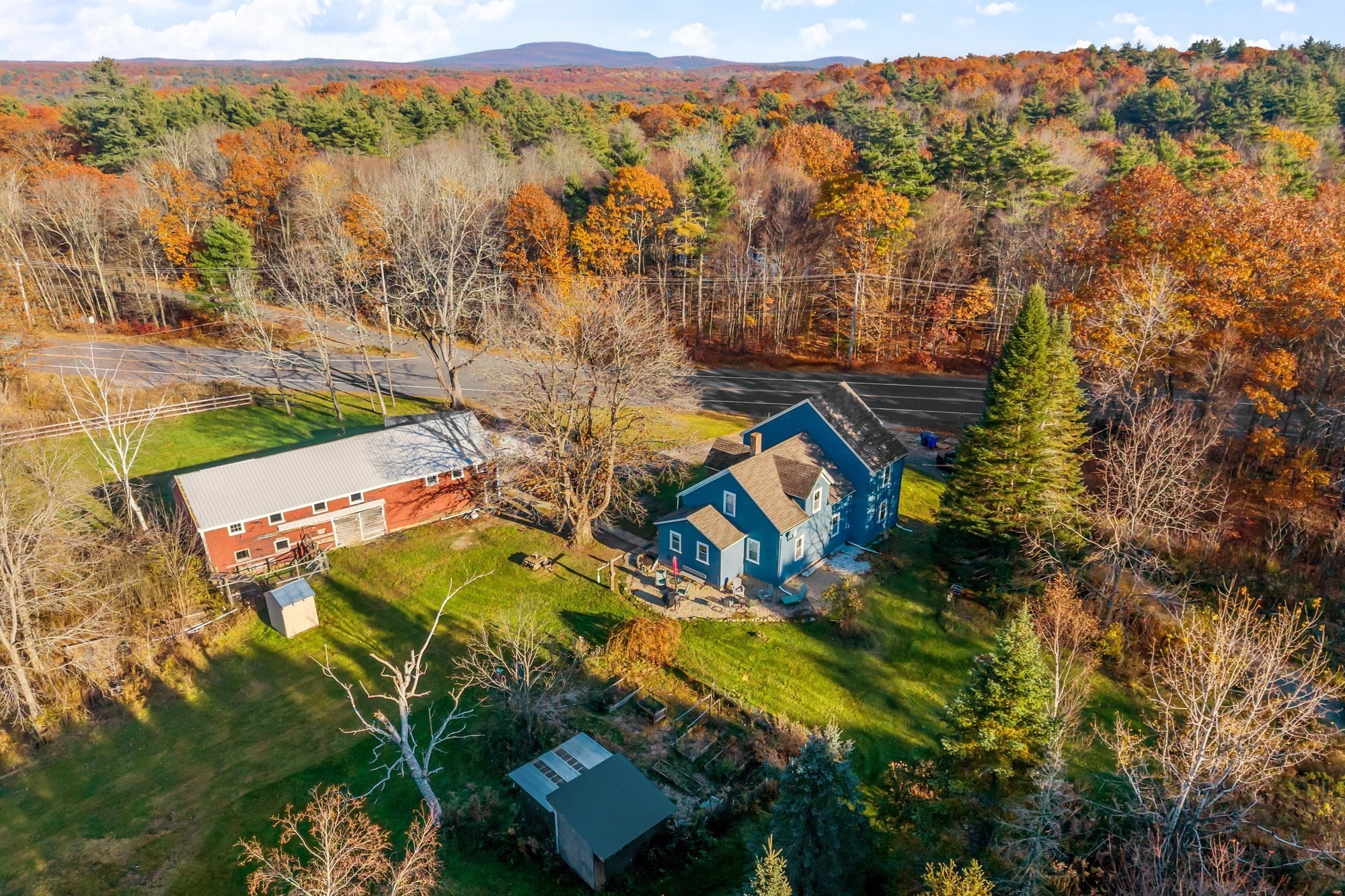 main property photo 37