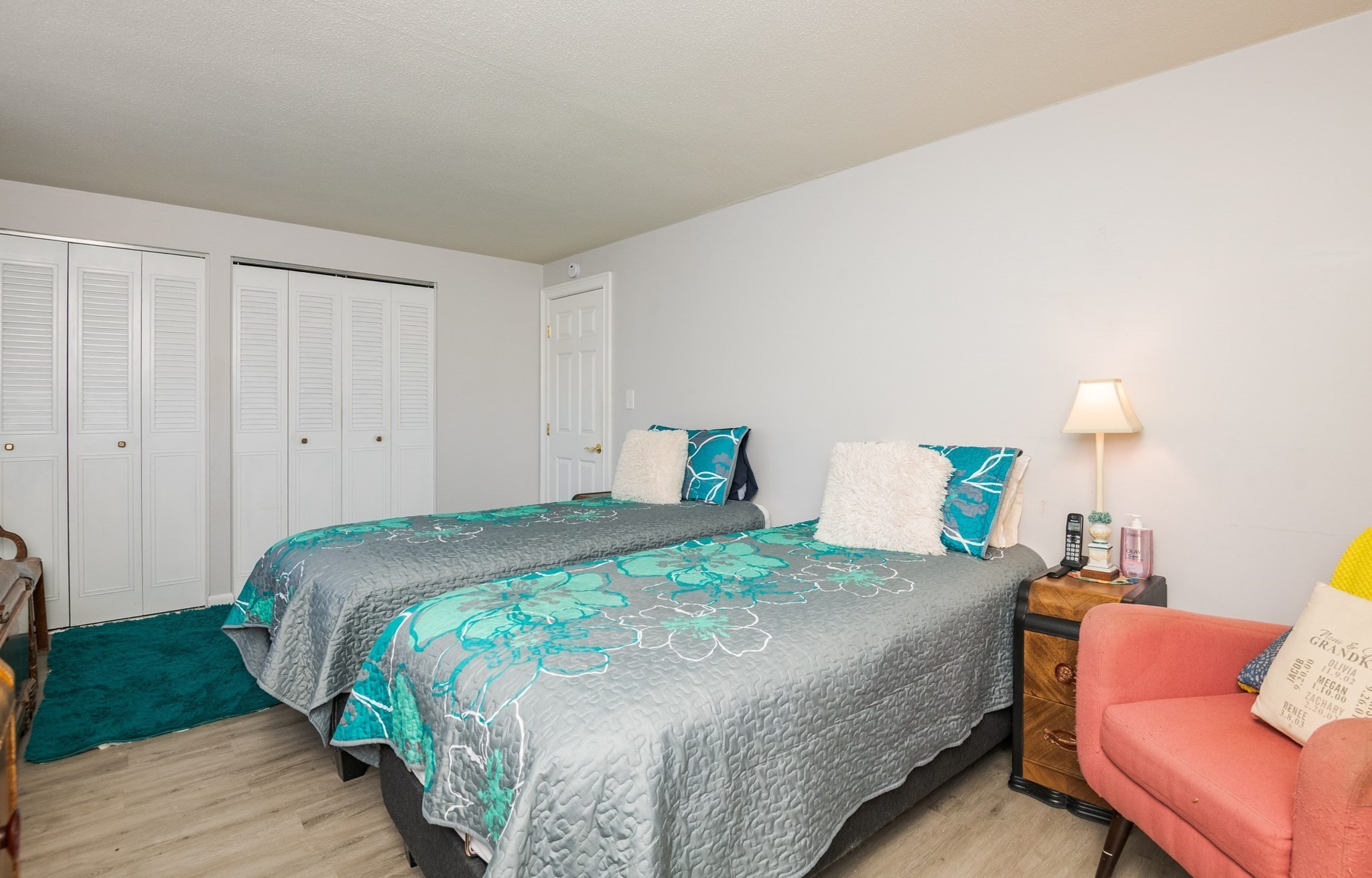 main property photo 13