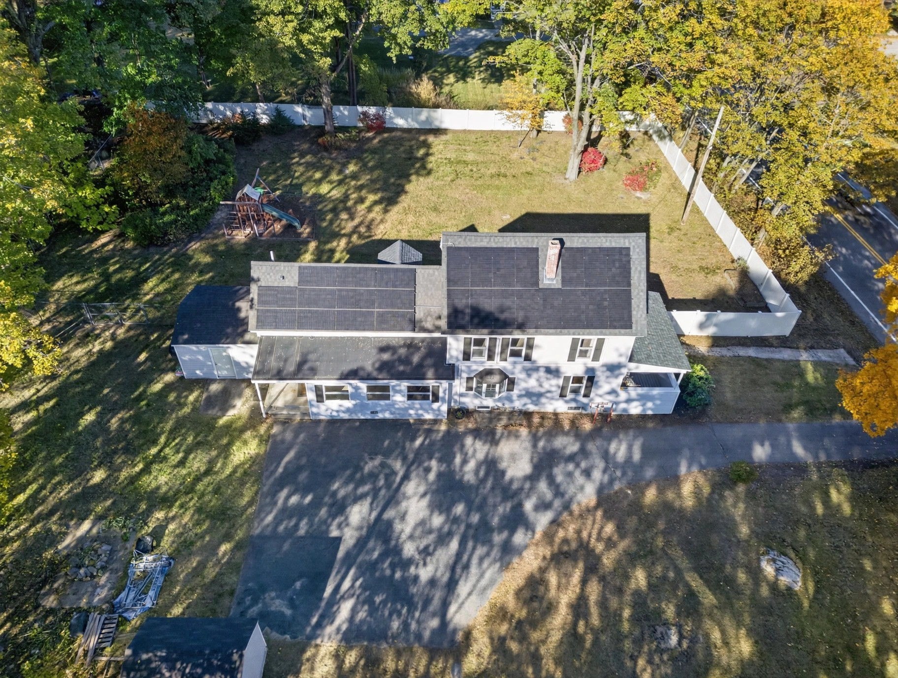 main property photo 40