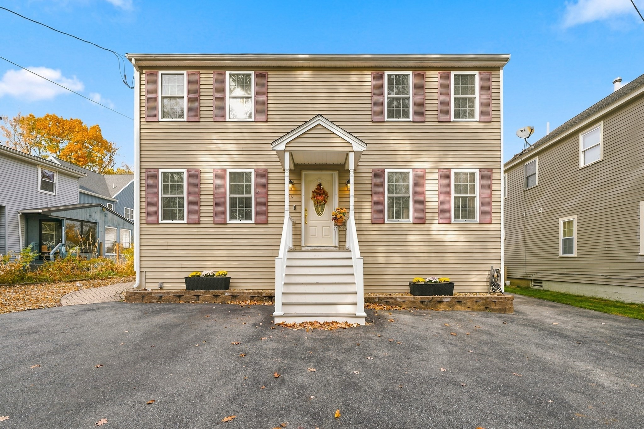 main property photo 31