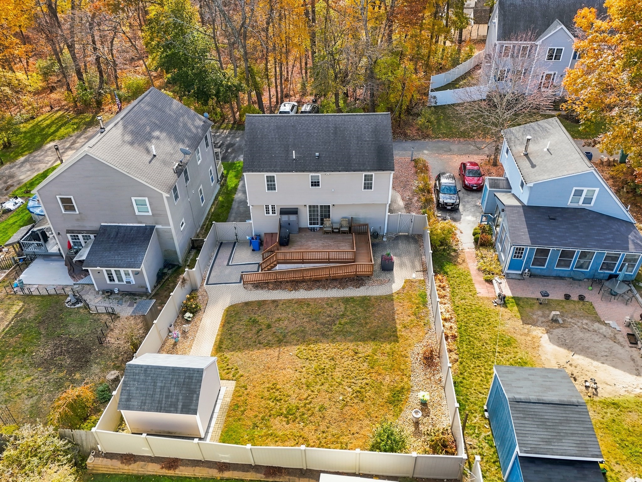 main property photo 37